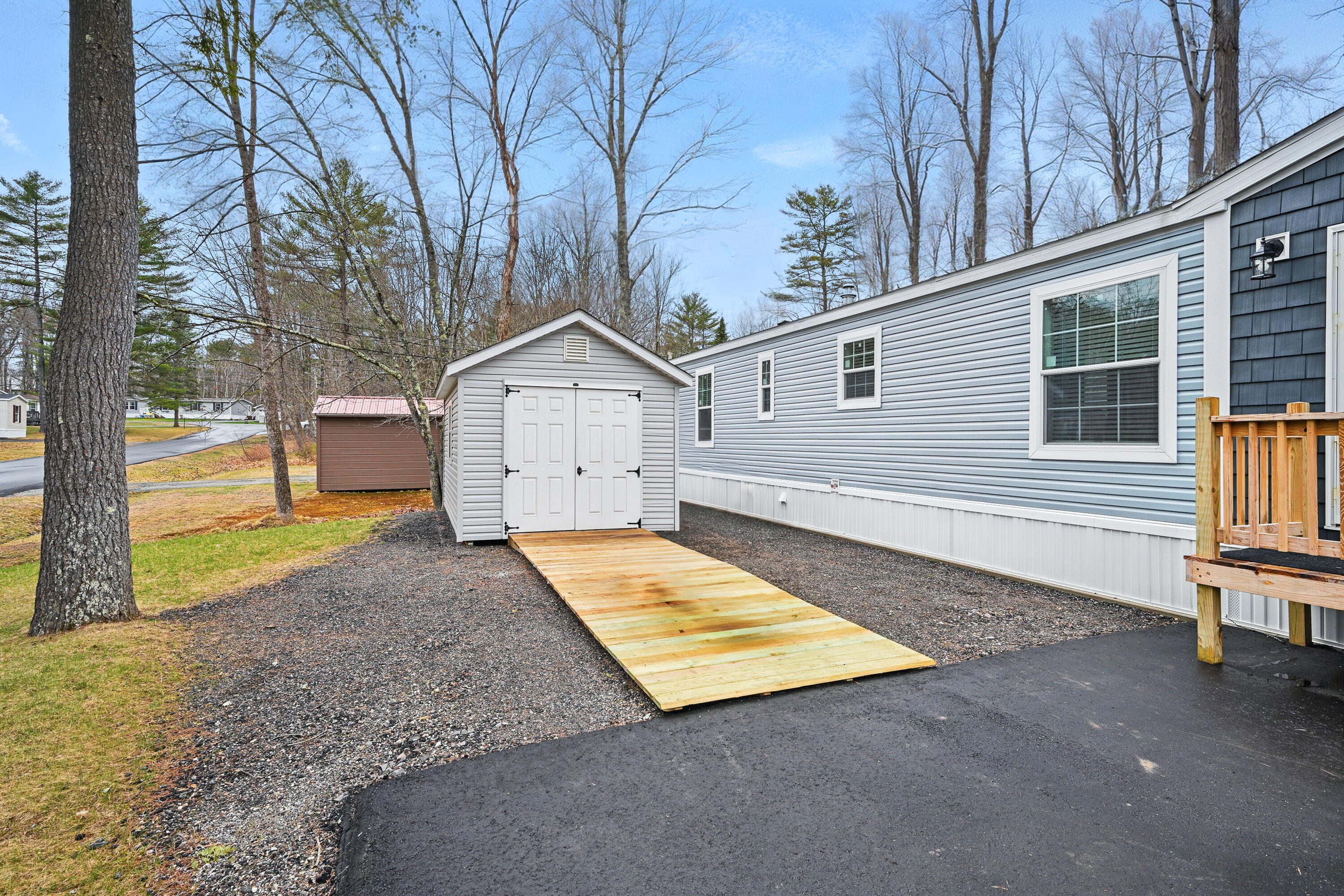 46 Pineland Drive