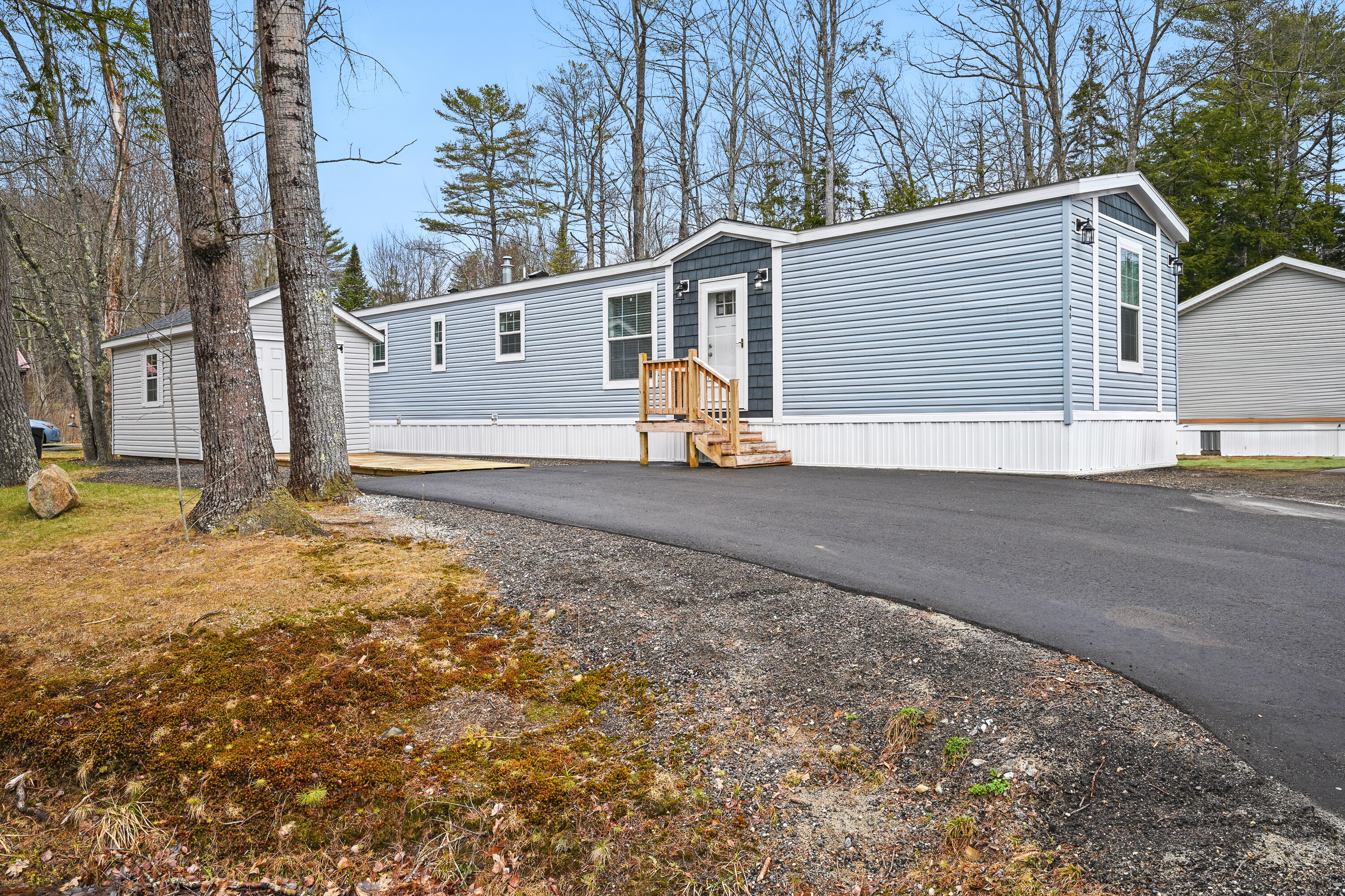 46 Pineland Drive