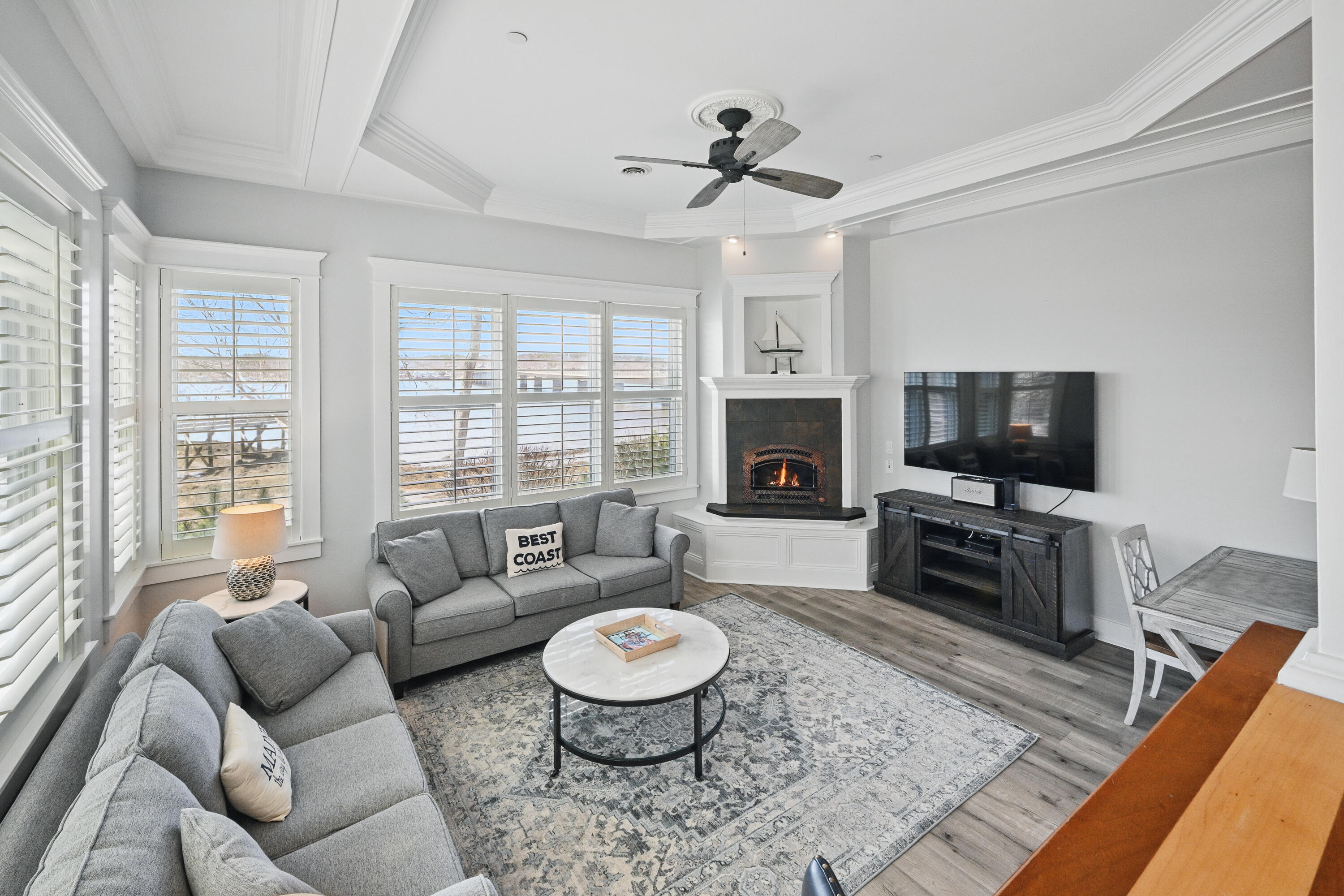 306 Eddy Road, 103