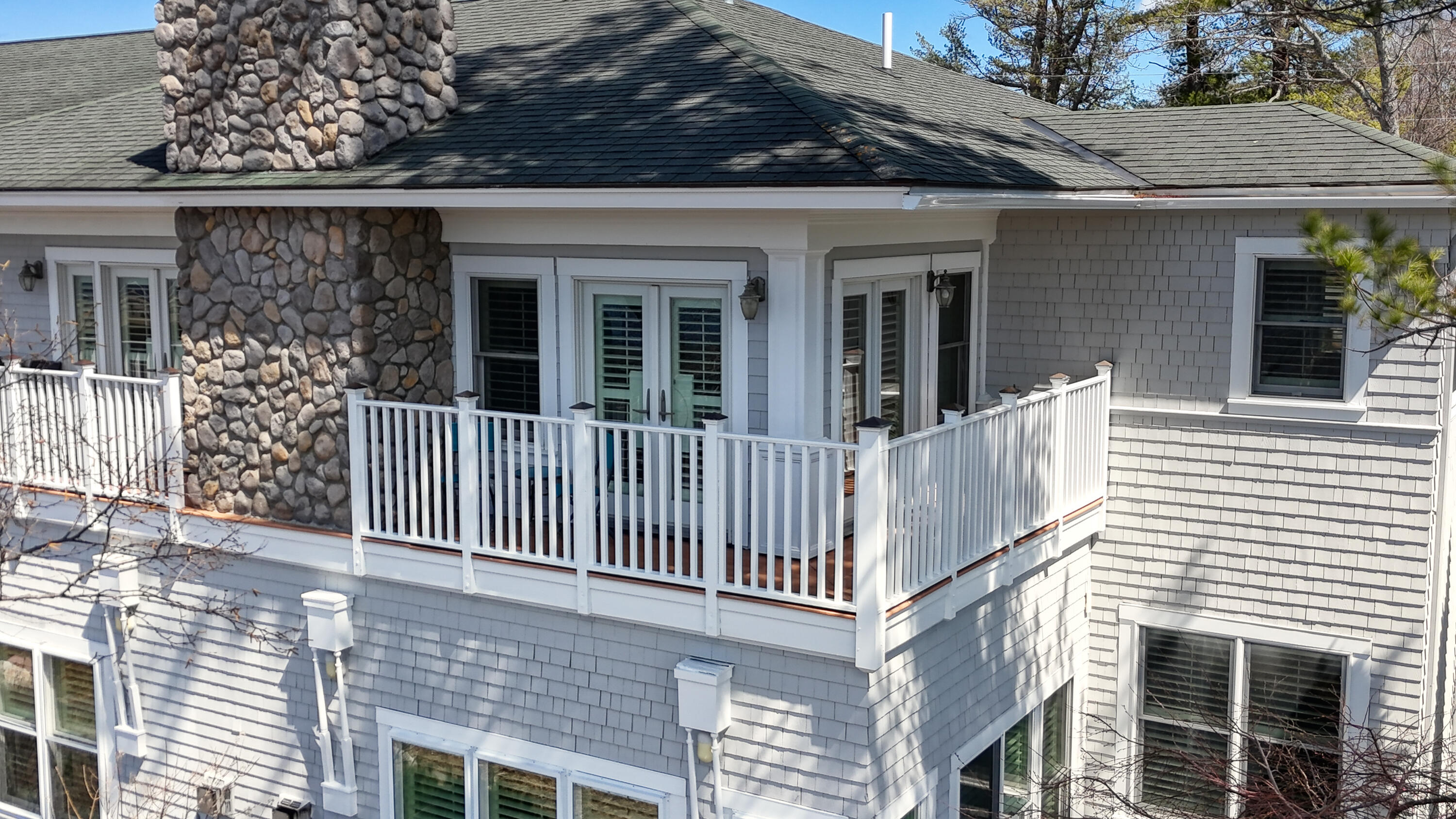 306 Eddy Road, 103