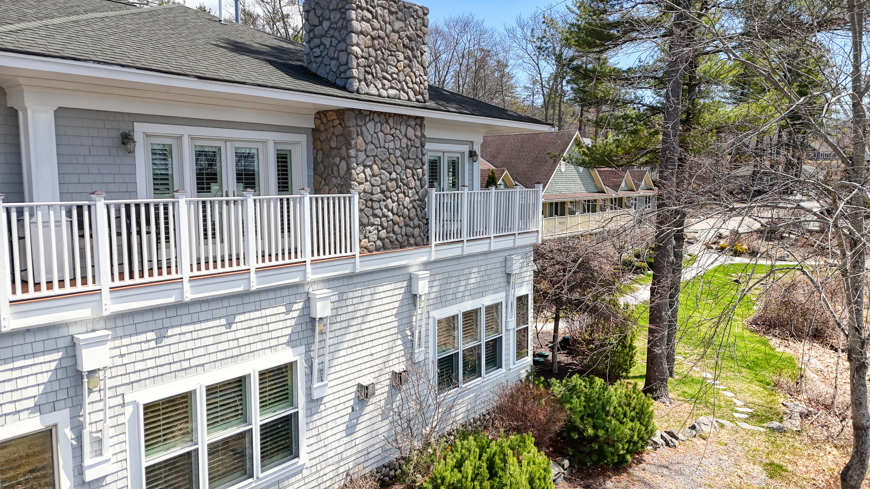 306 Eddy Road, 103