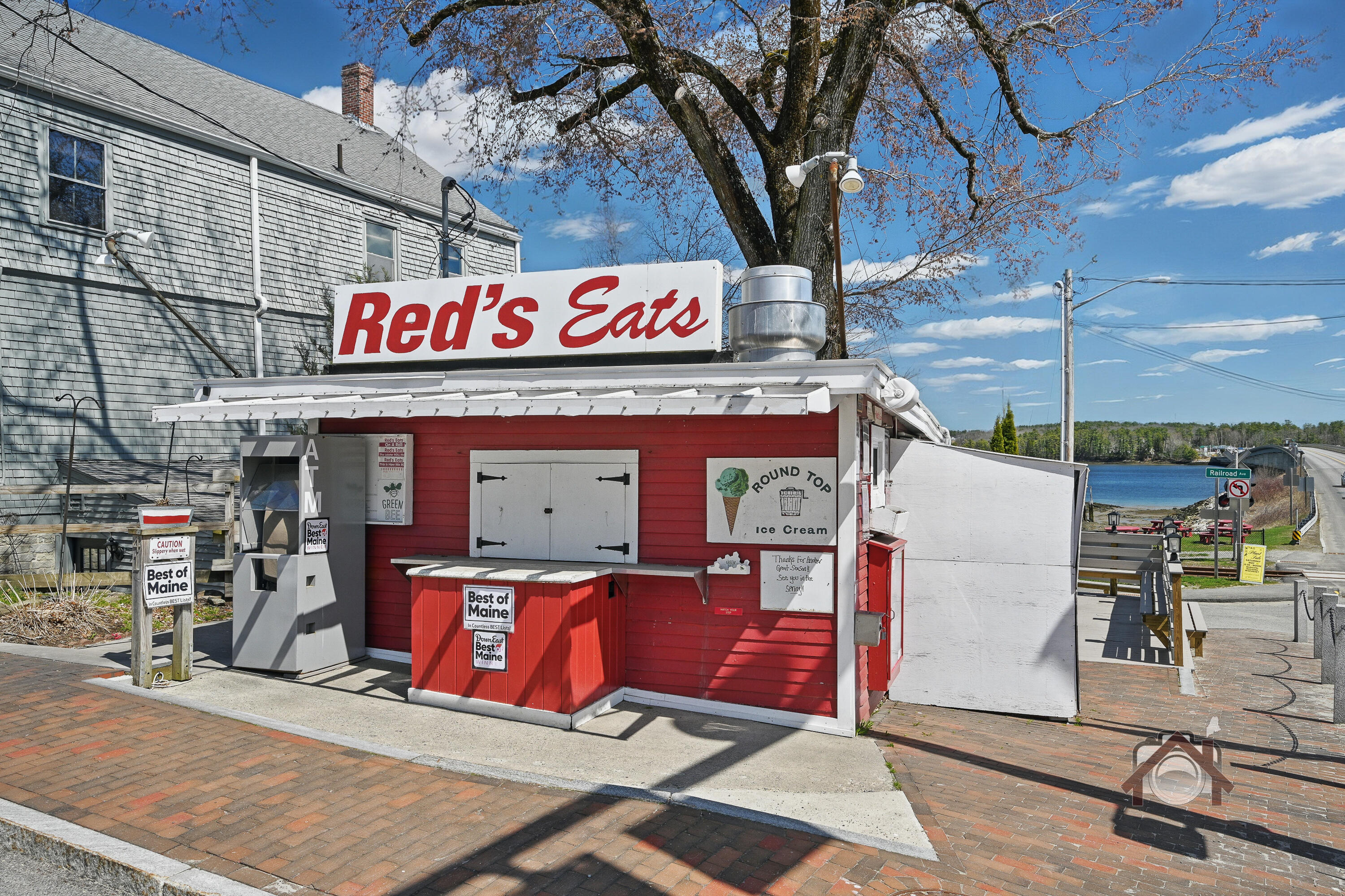 306 Eddy Road, 103