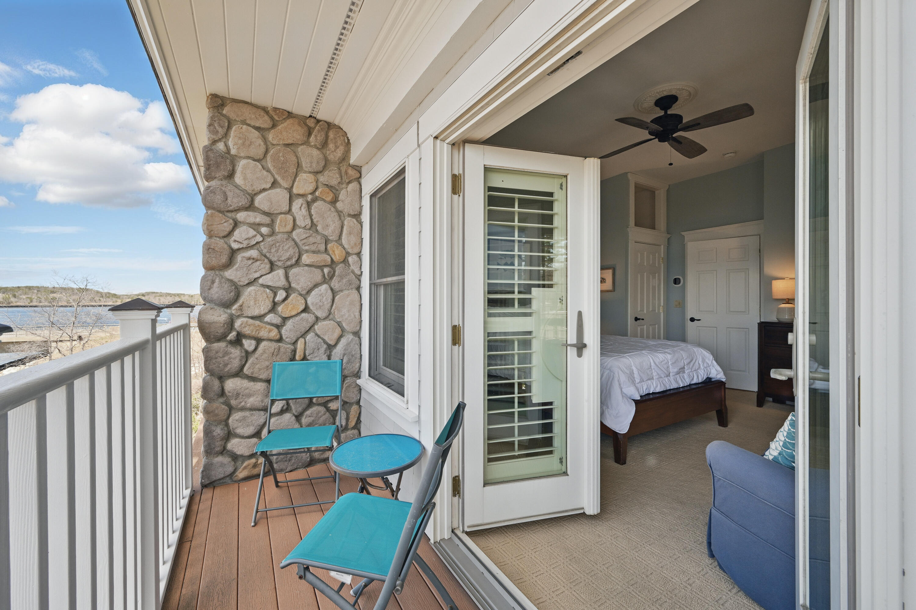 306 Eddy Road, 103
