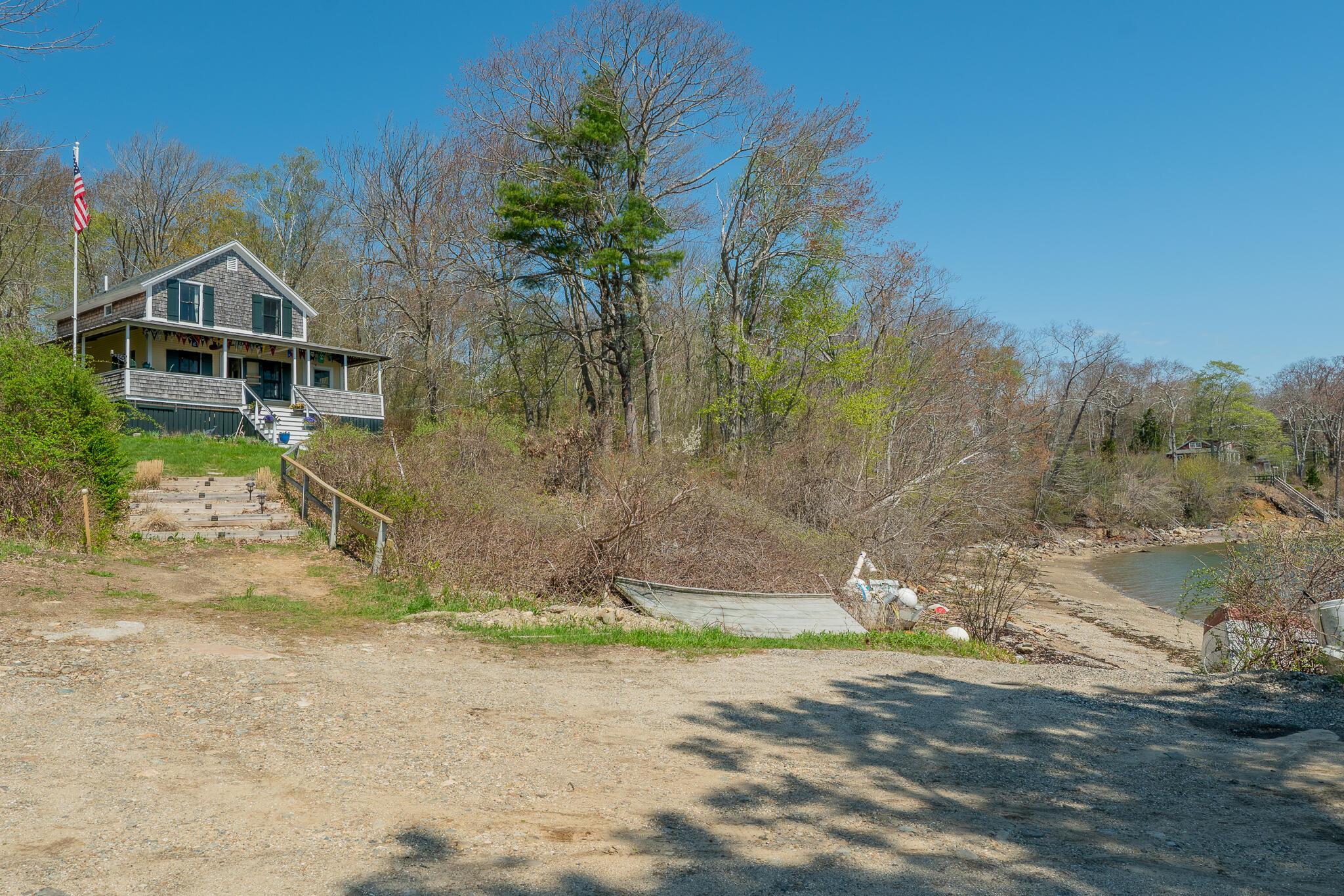 24-25 Central Landing Road