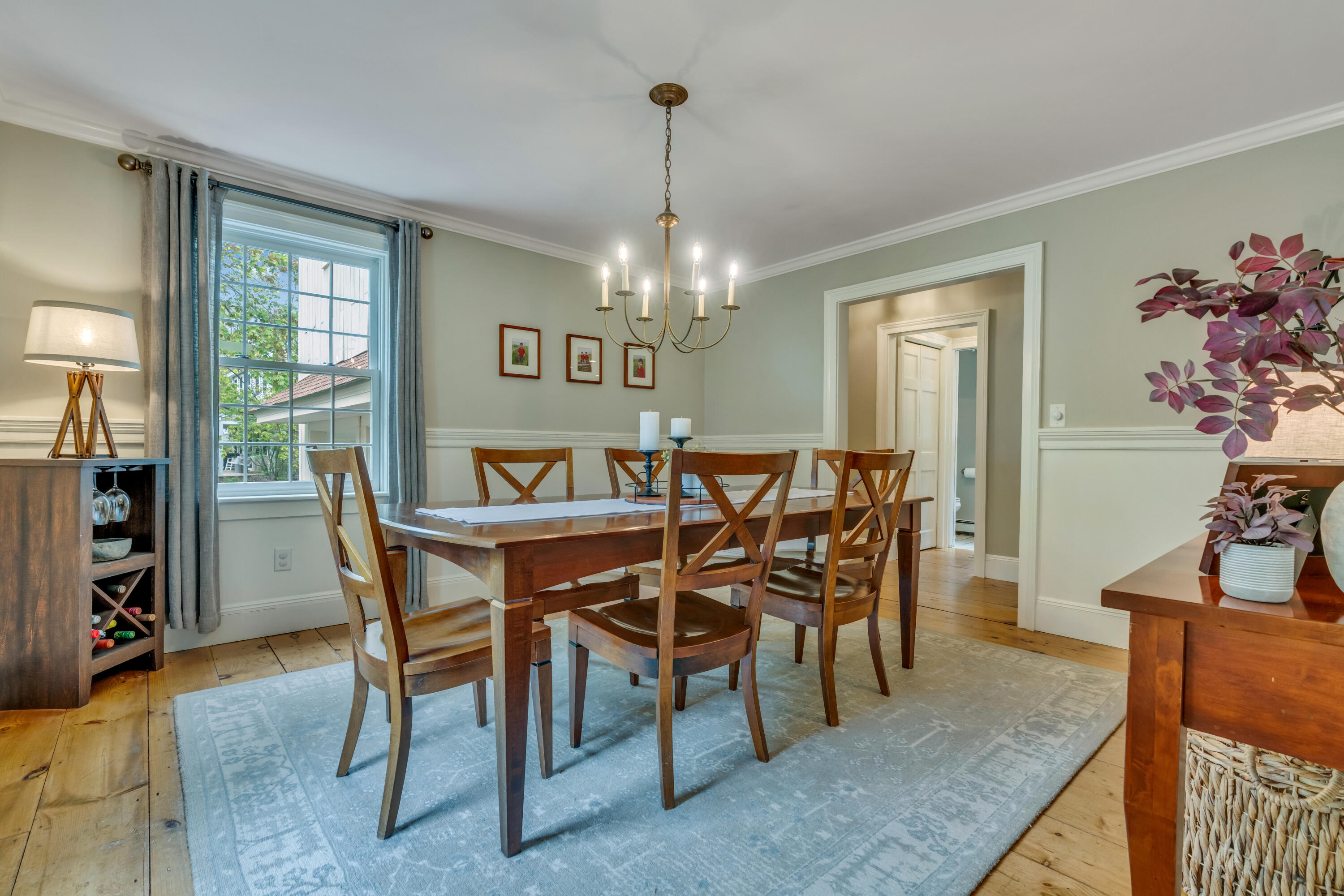 5 Lillian Way