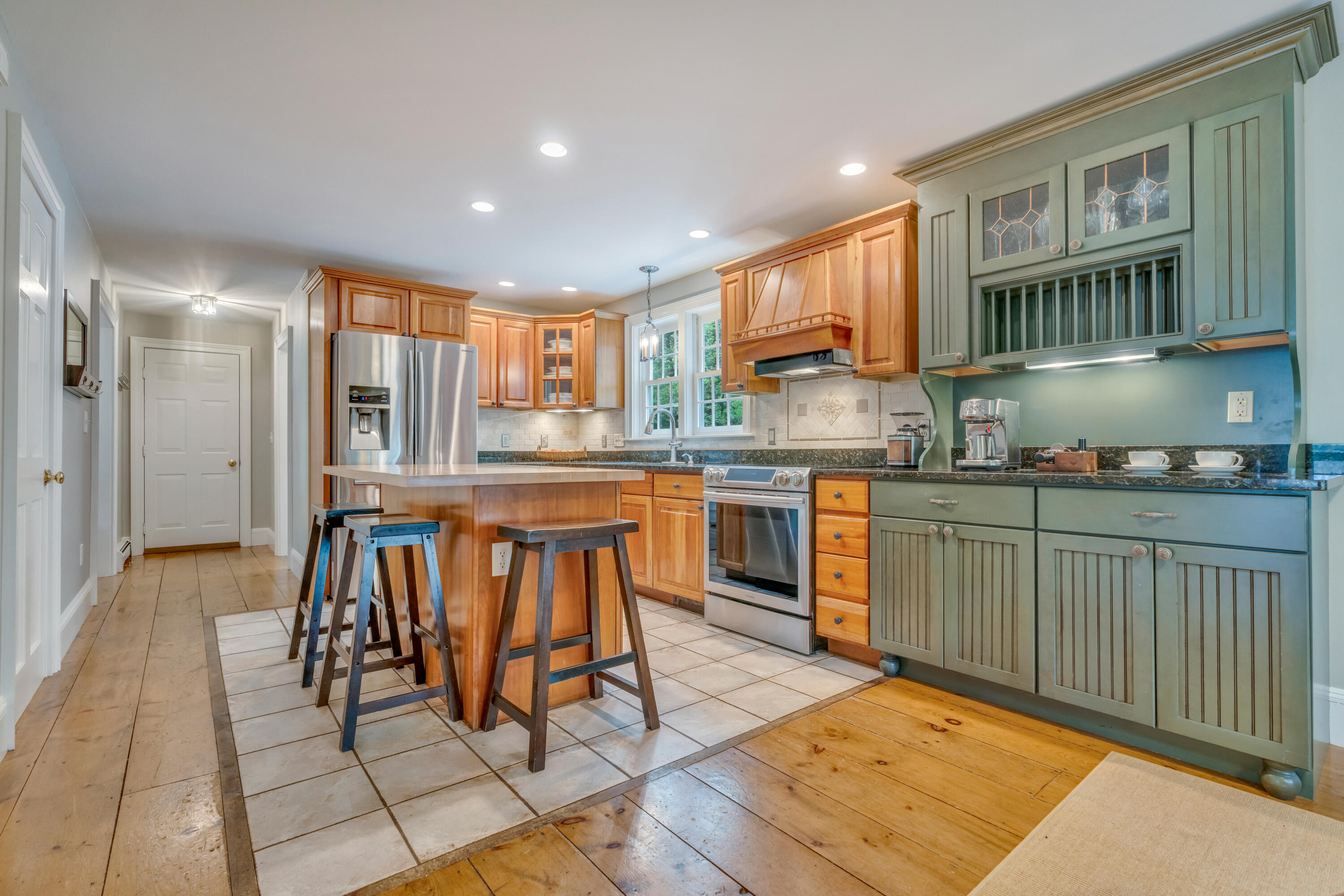 5 Lillian Way