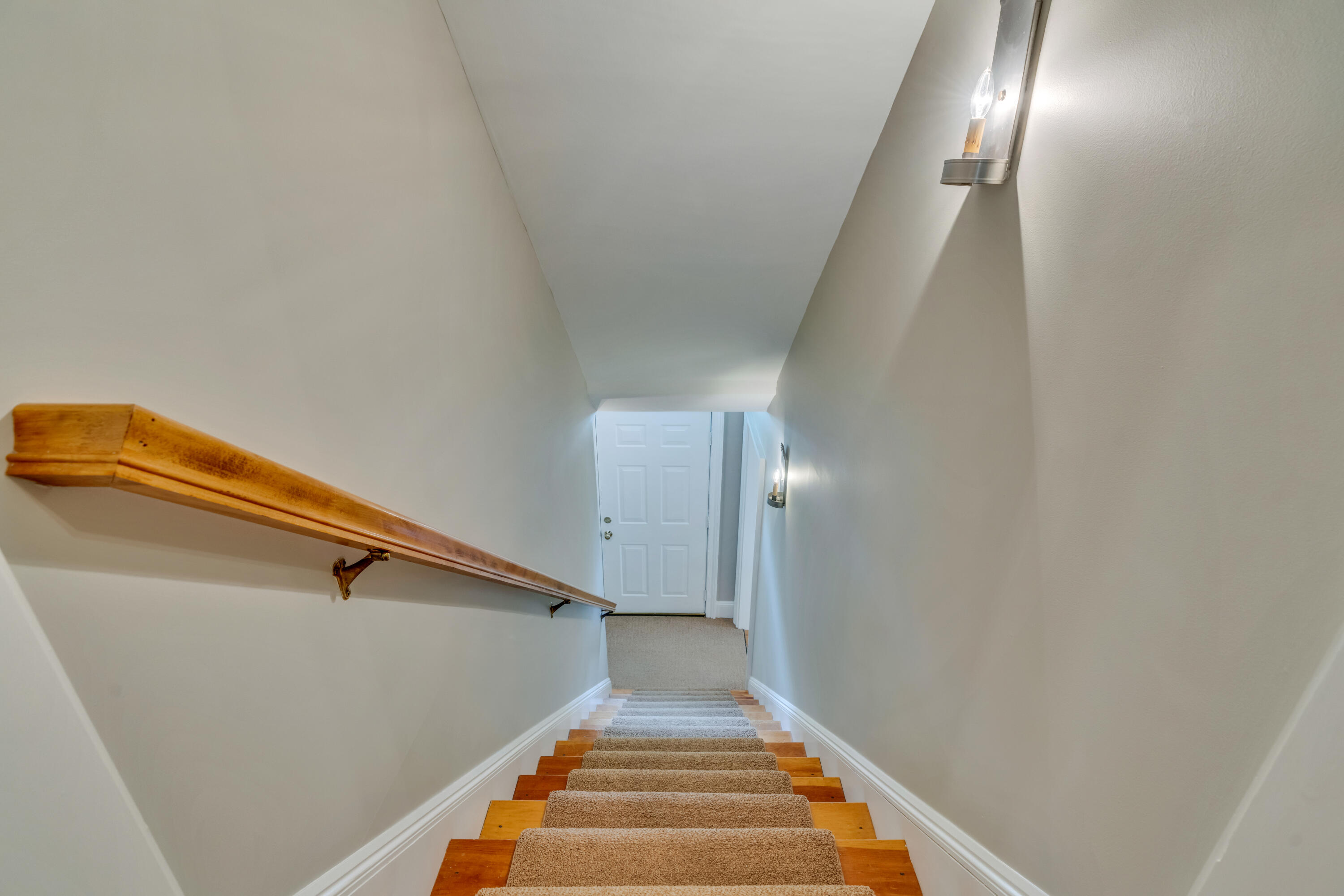 5 Lillian Way