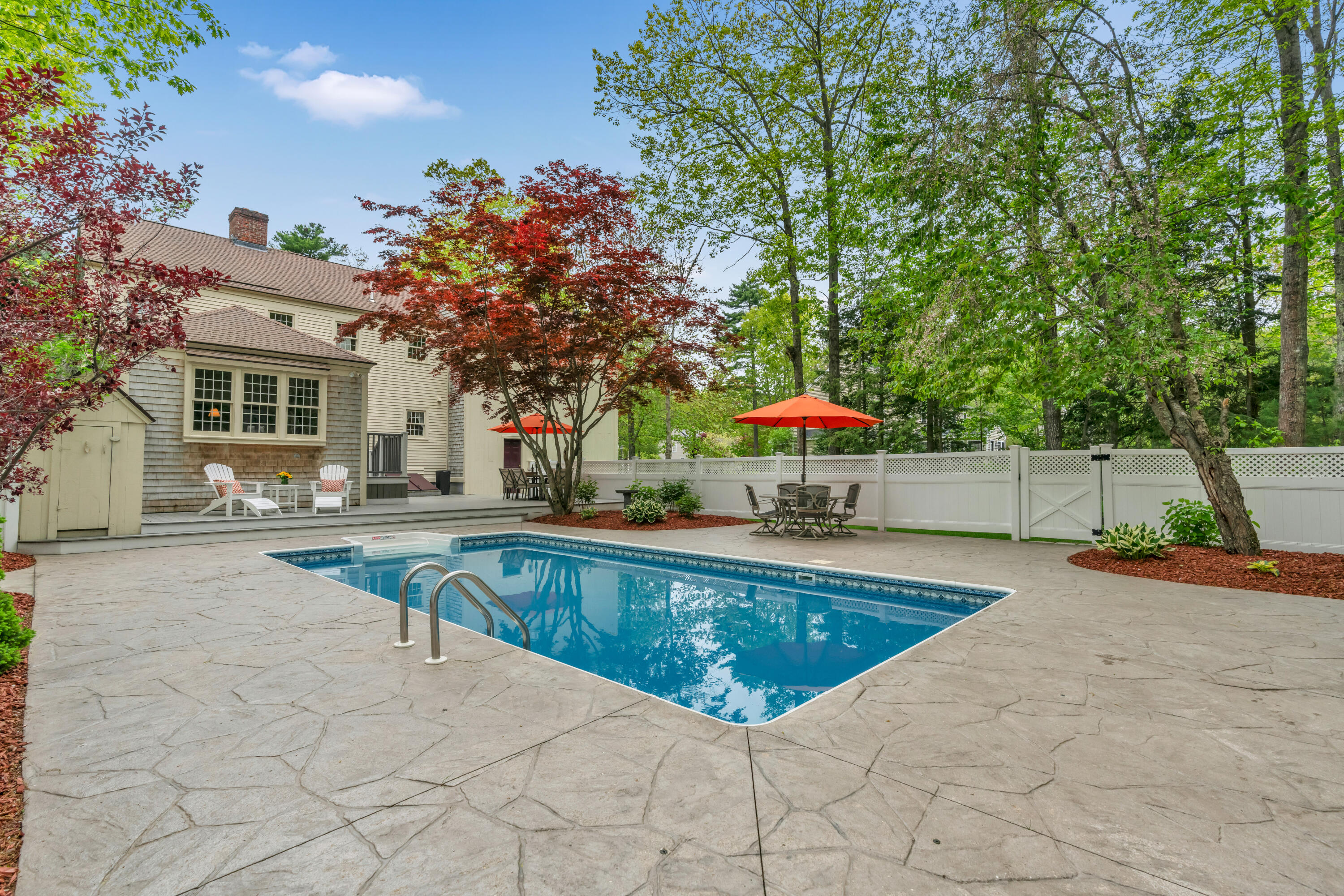 5 Lillian Way