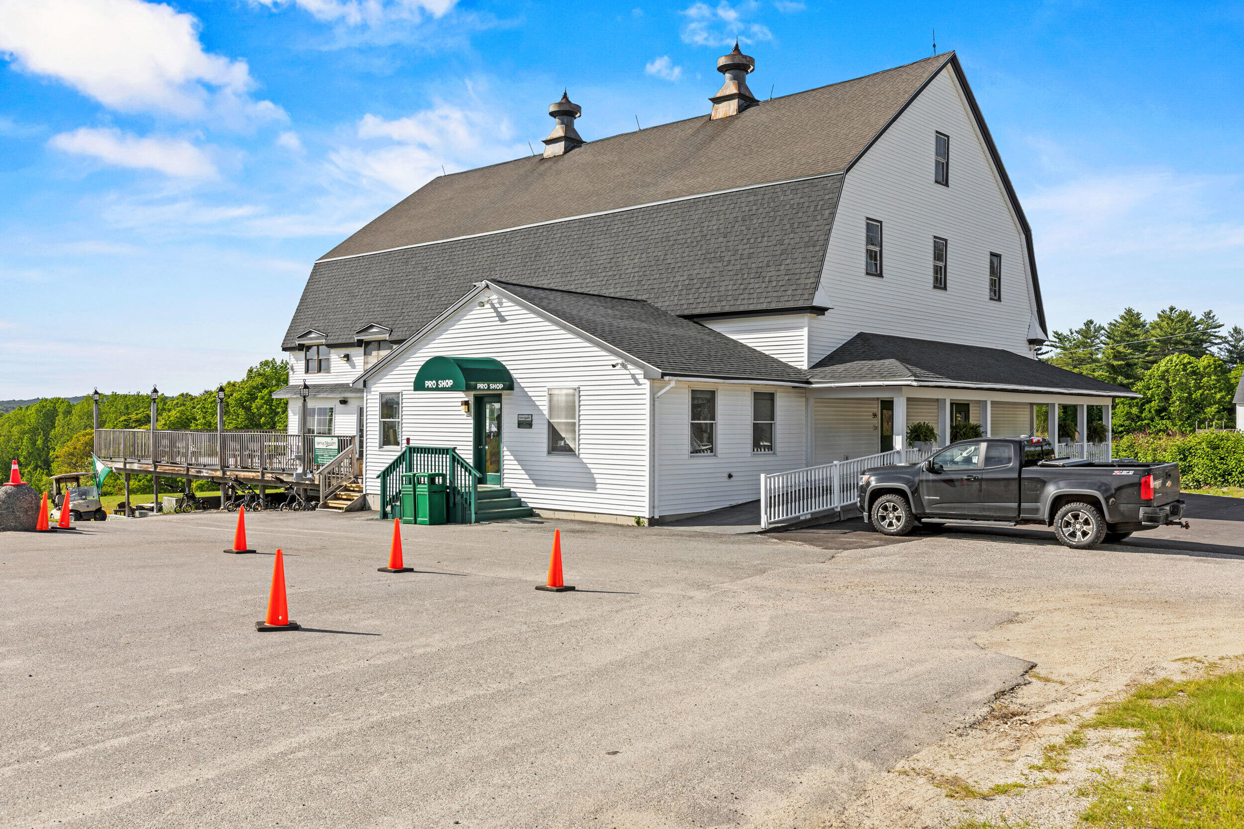 16B Callaway Drive, 16B