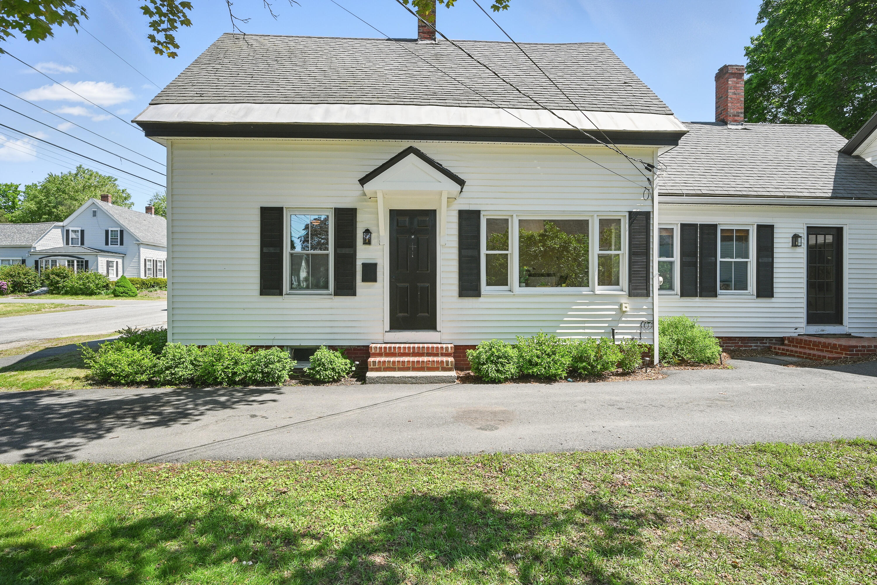 15 Pleasant Street