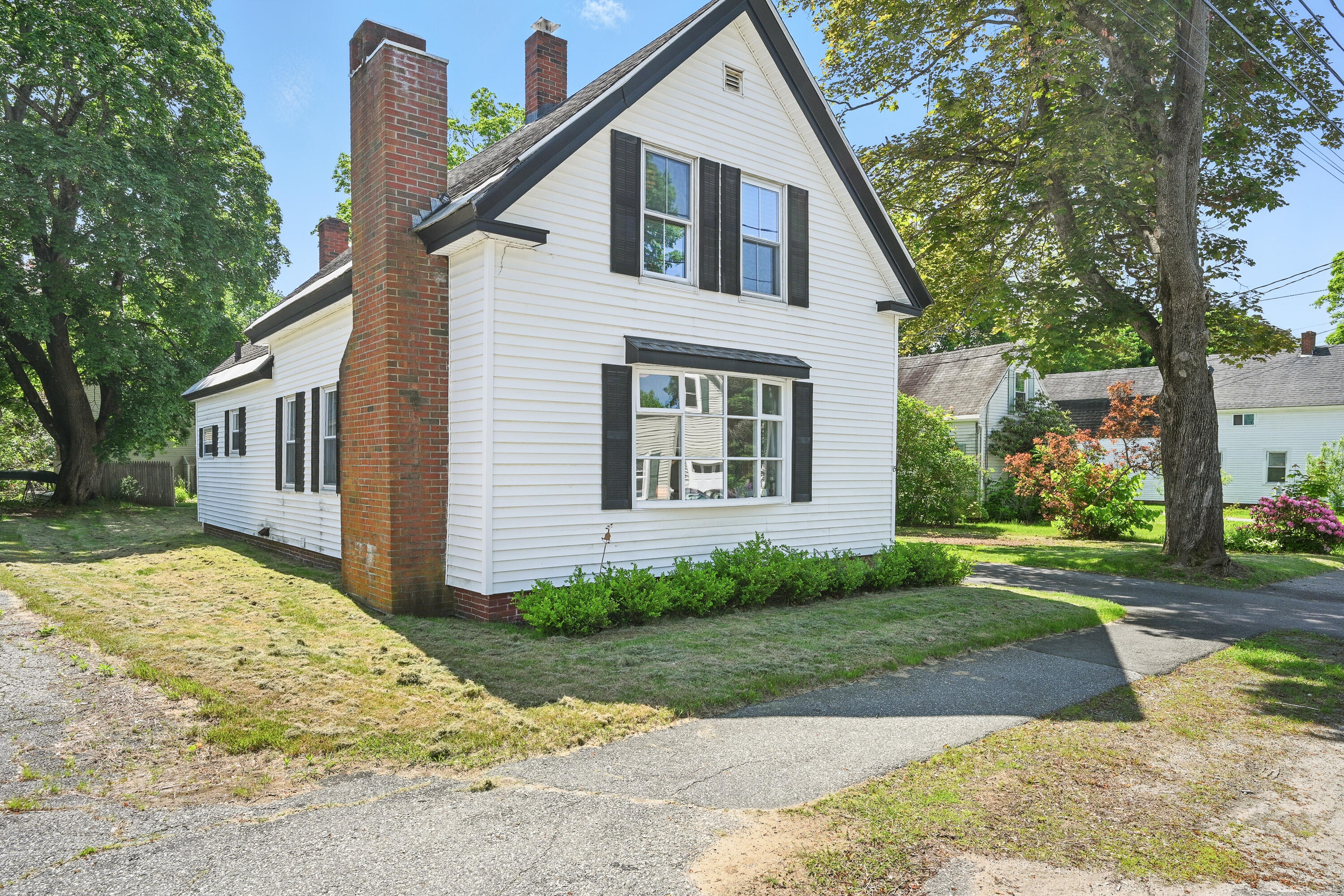 15 Pleasant Street