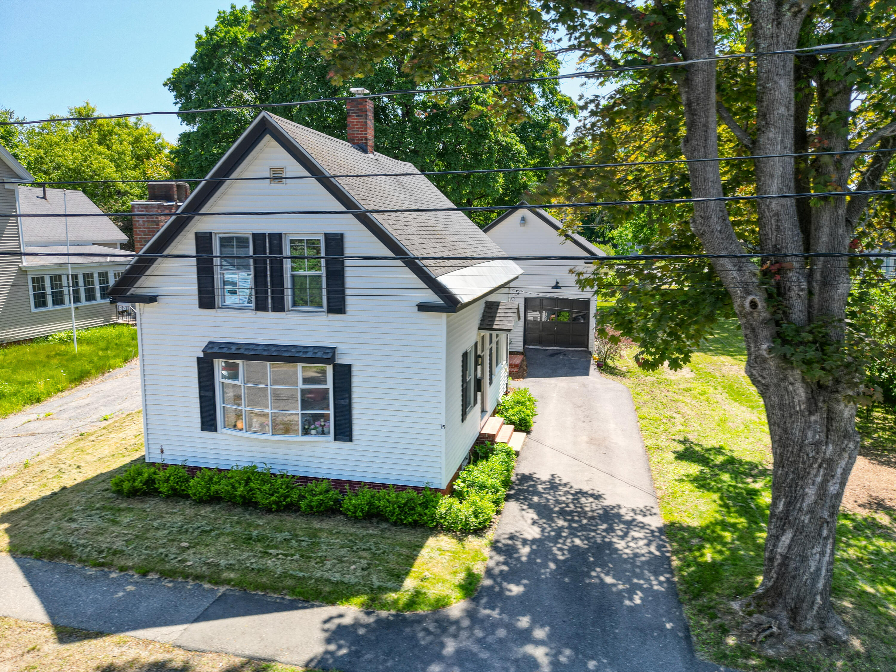 15 Pleasant Street