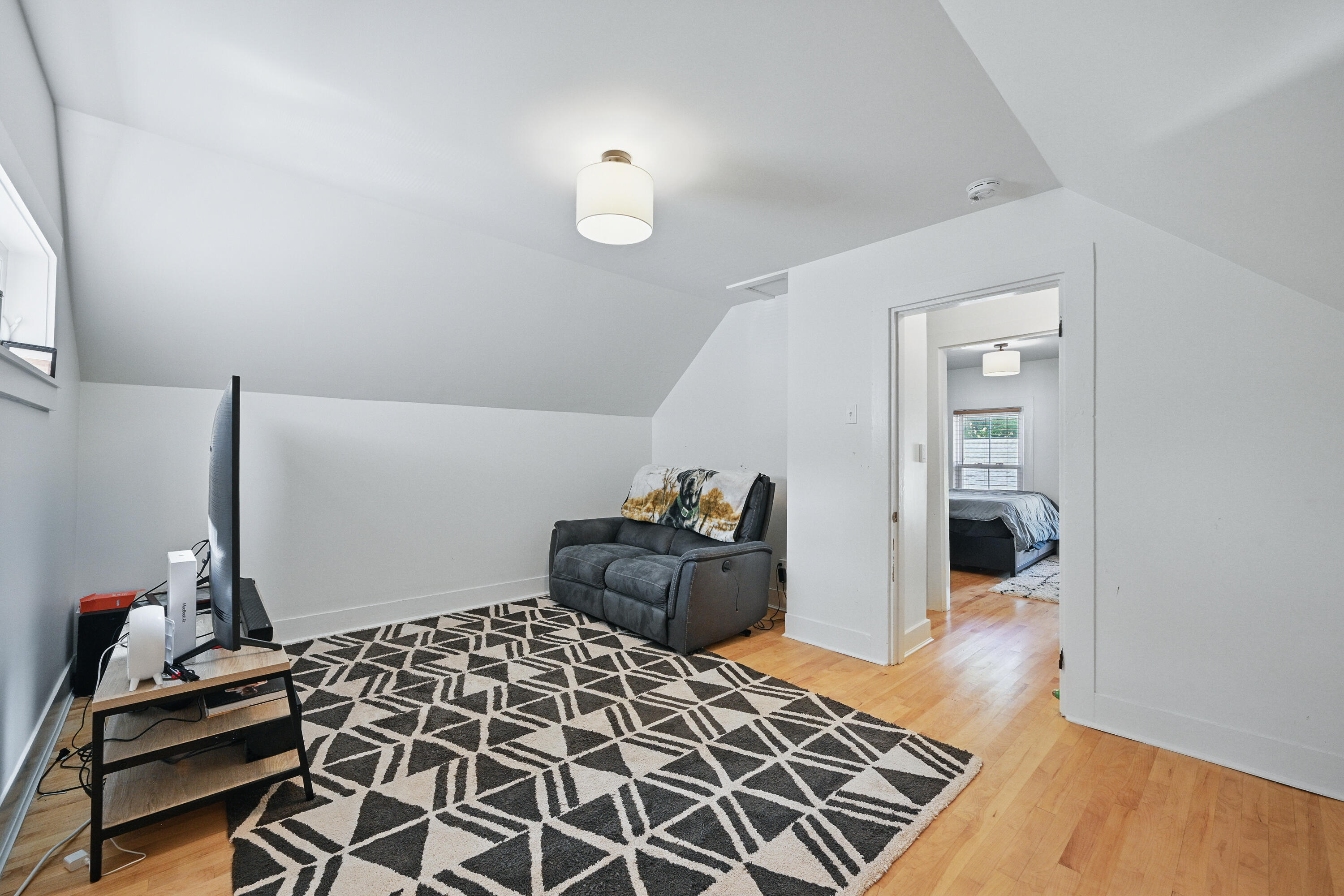 15 Pleasant Street
