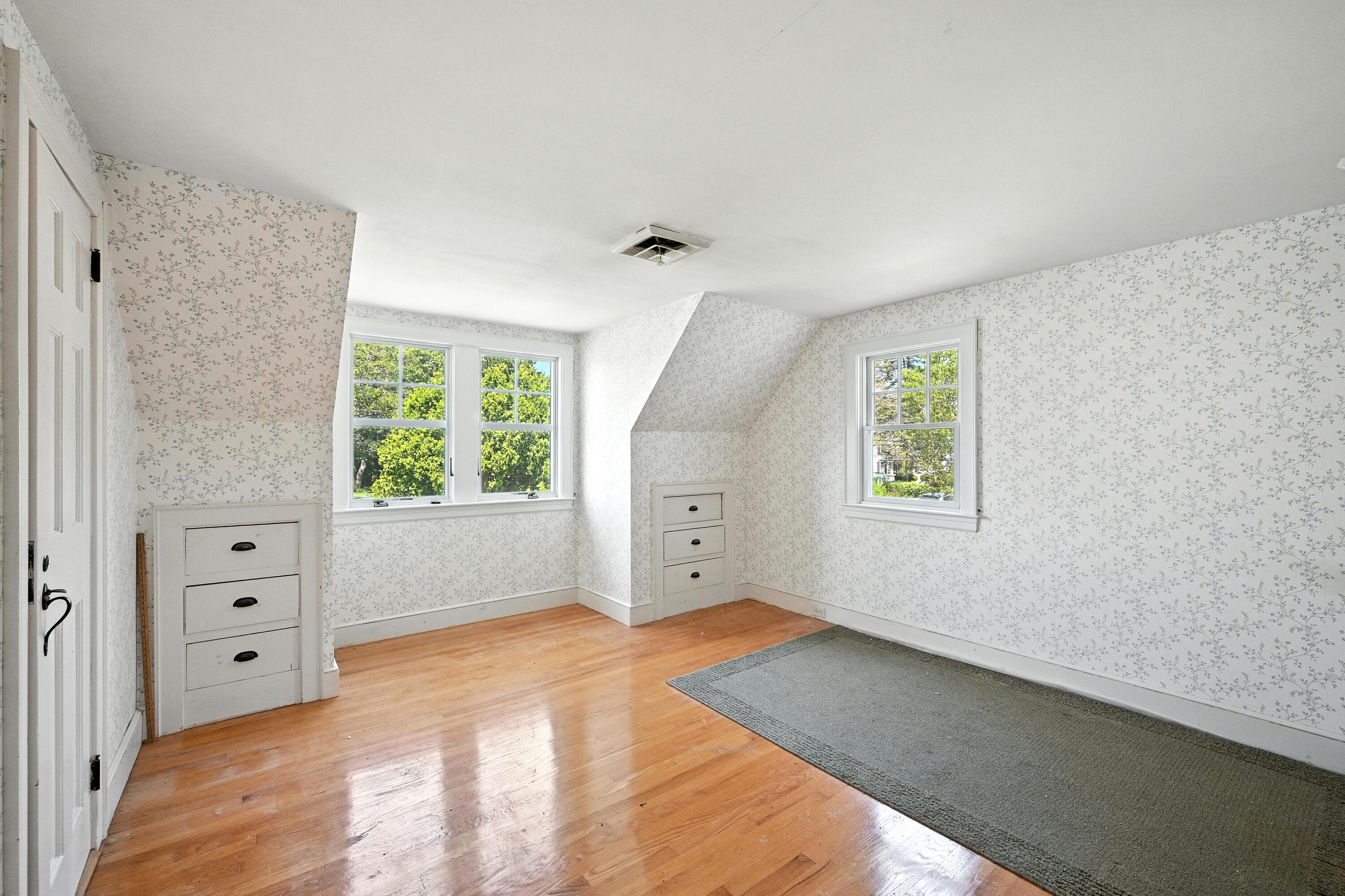 18 Fern Avenue
