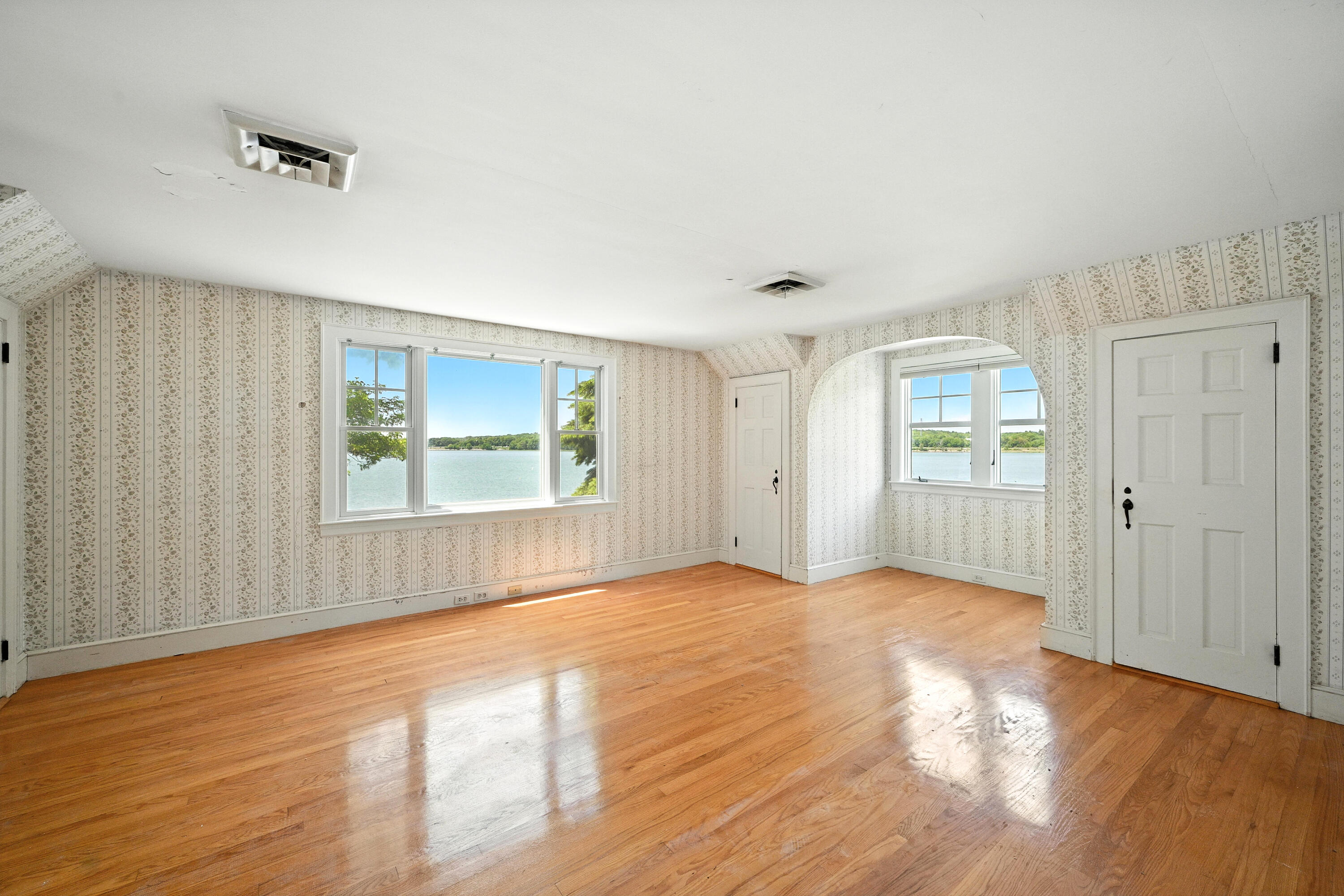 18 Fern Avenue