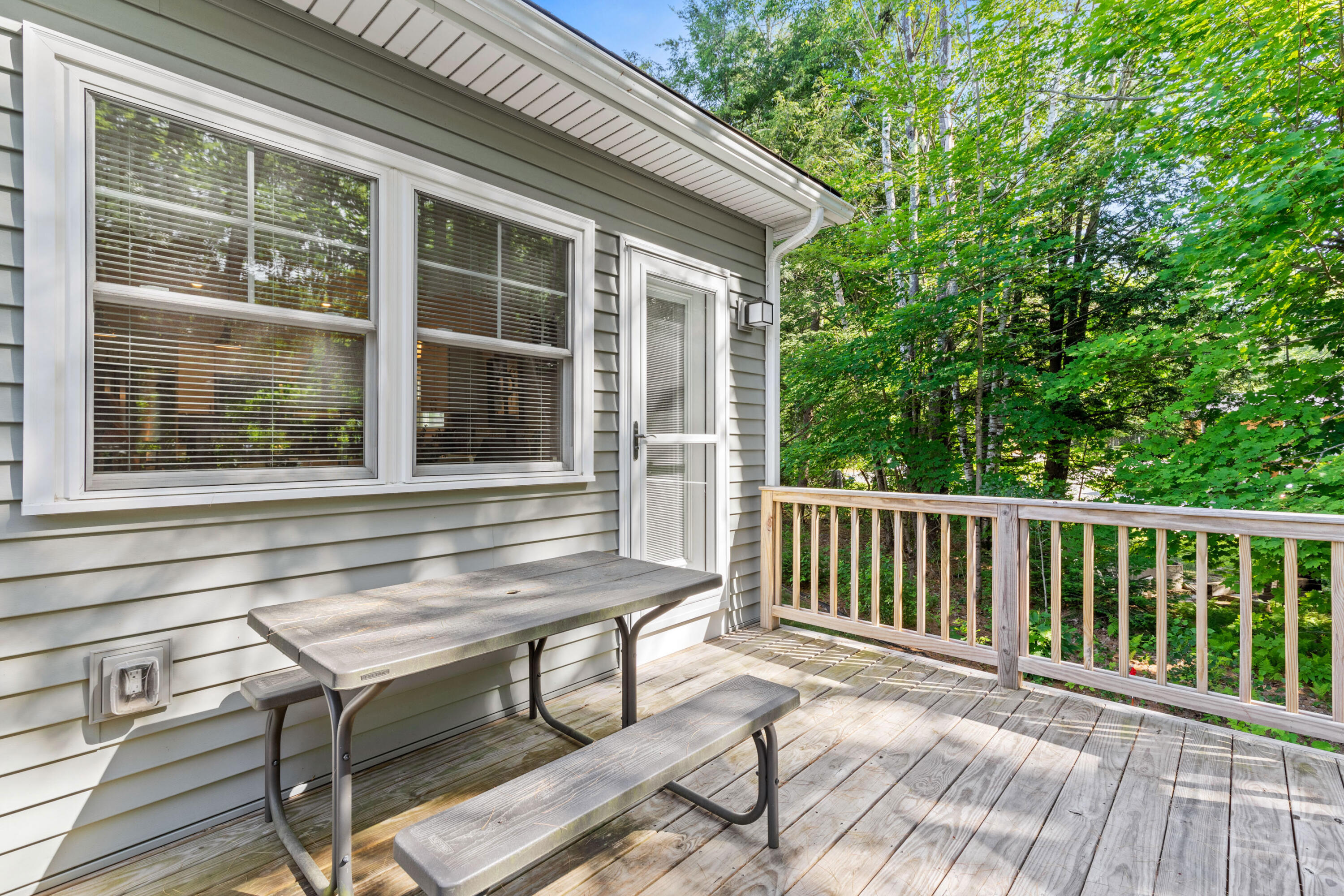 14 Conifer Drive, 14