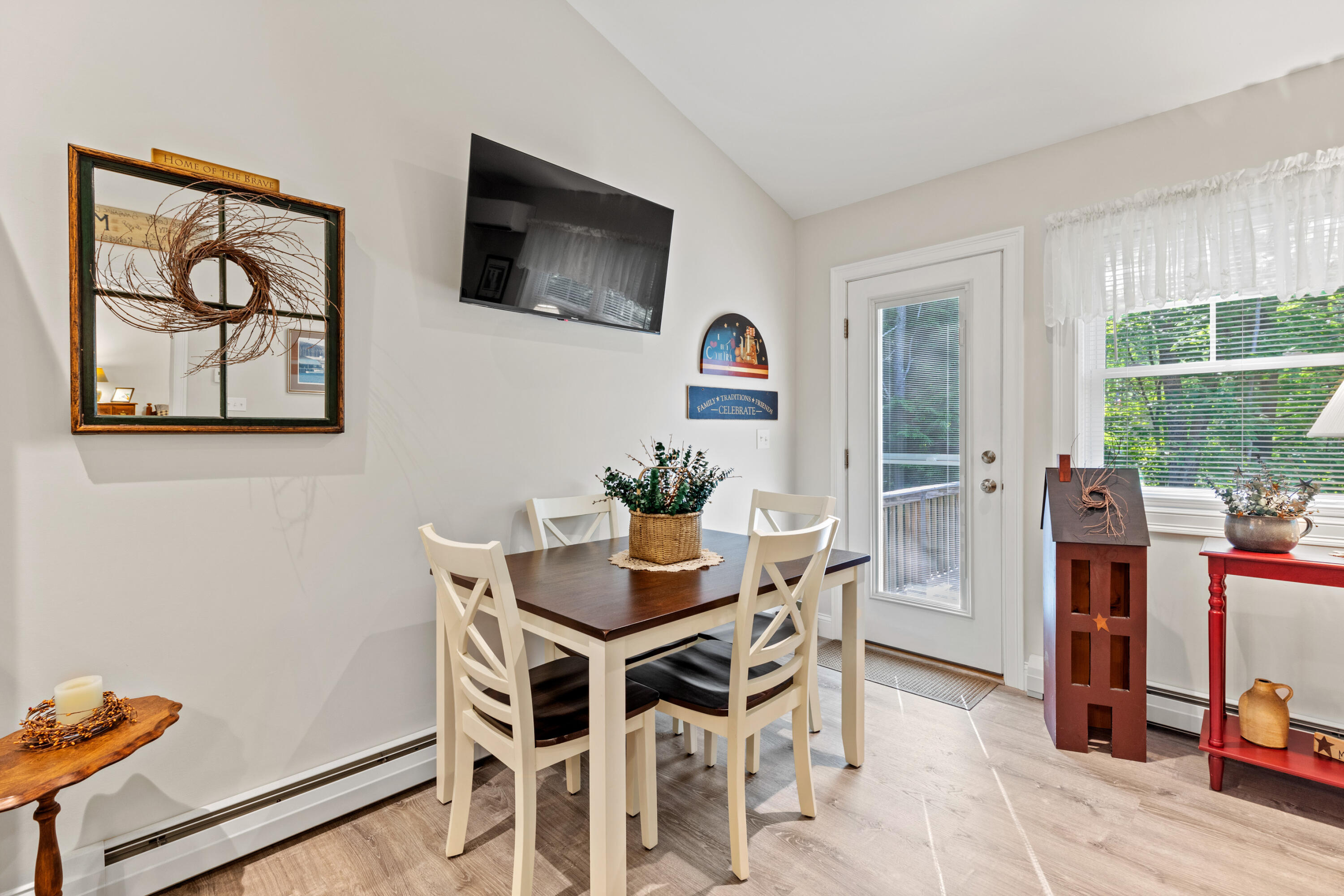 14 Conifer Drive, 14