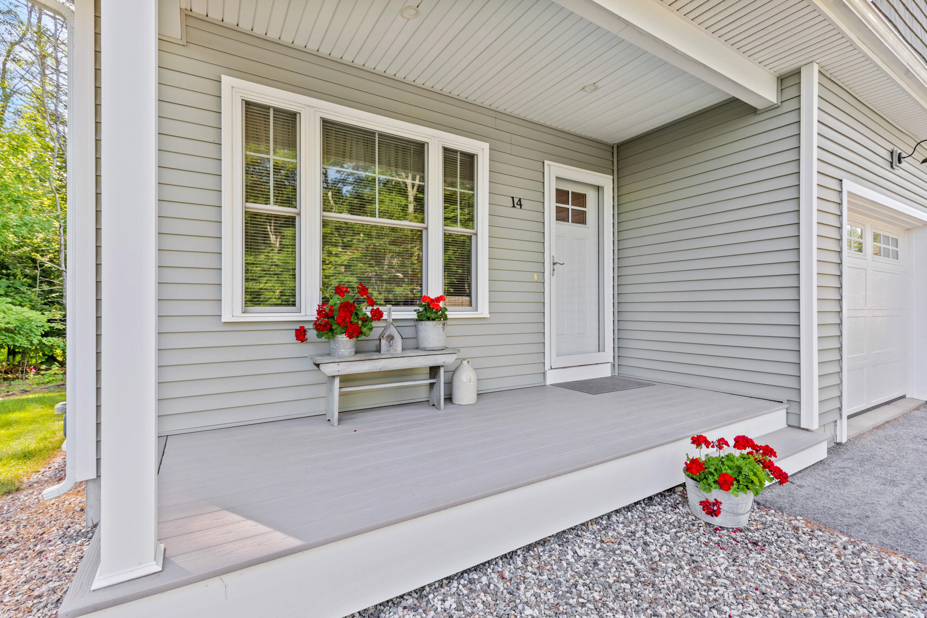 14 Conifer Drive, 14