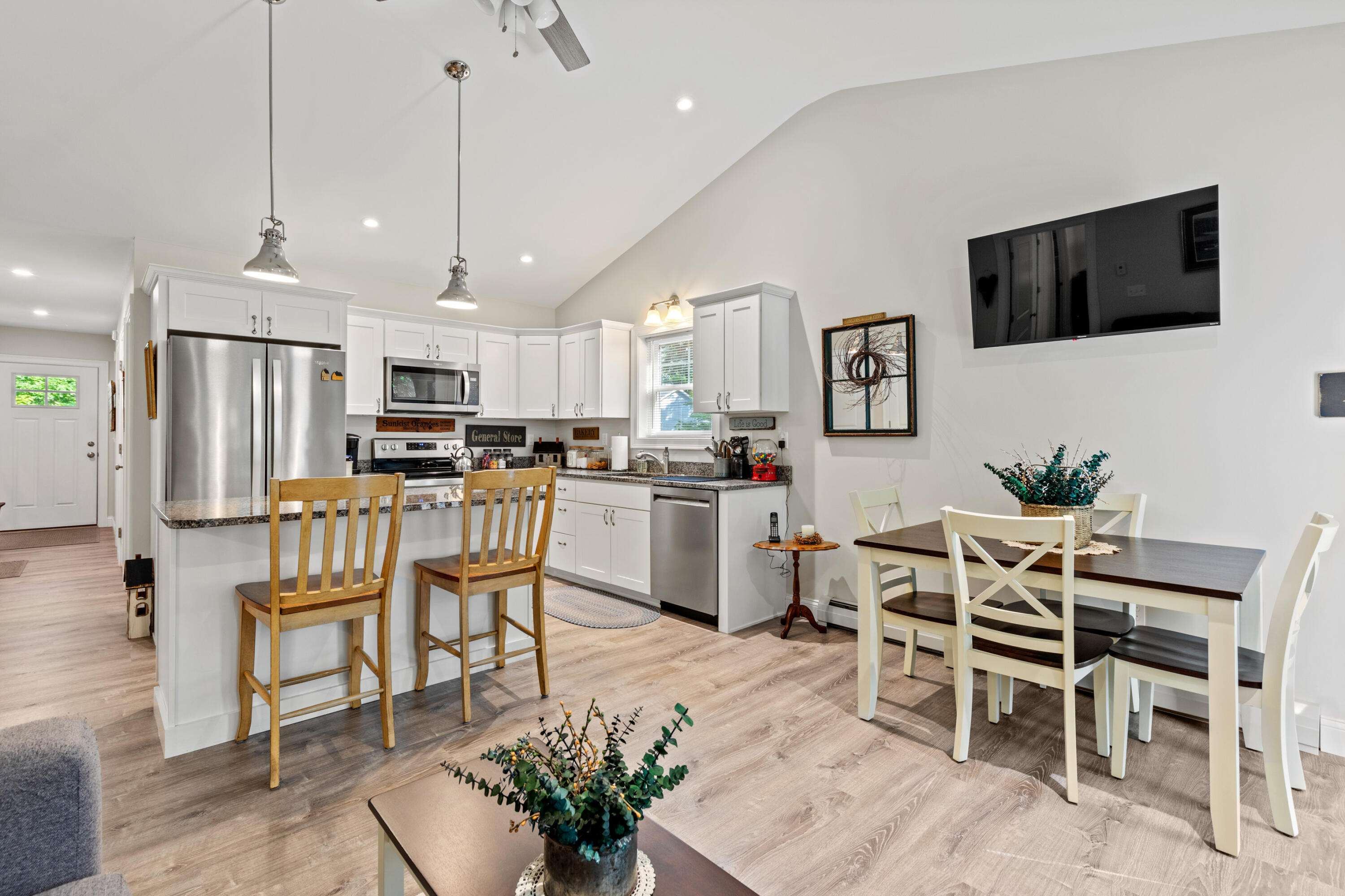 14 Conifer Drive, 14