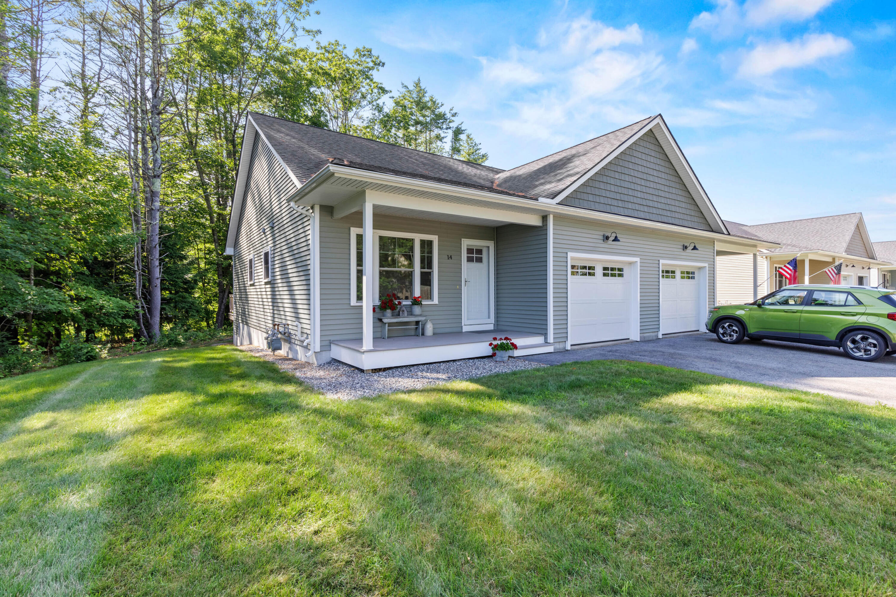 14 Conifer Drive, 14