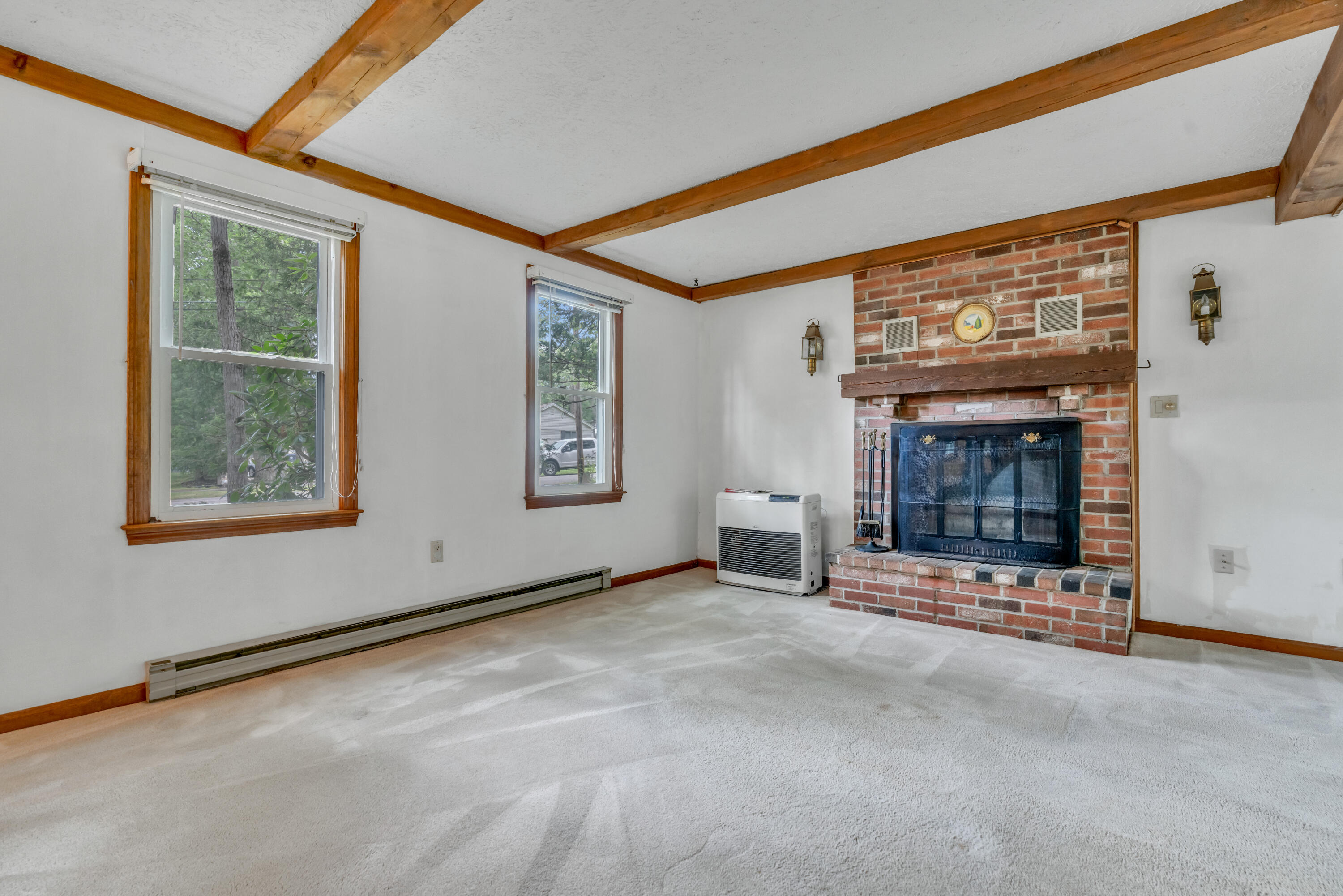 14 Pinewood Circle