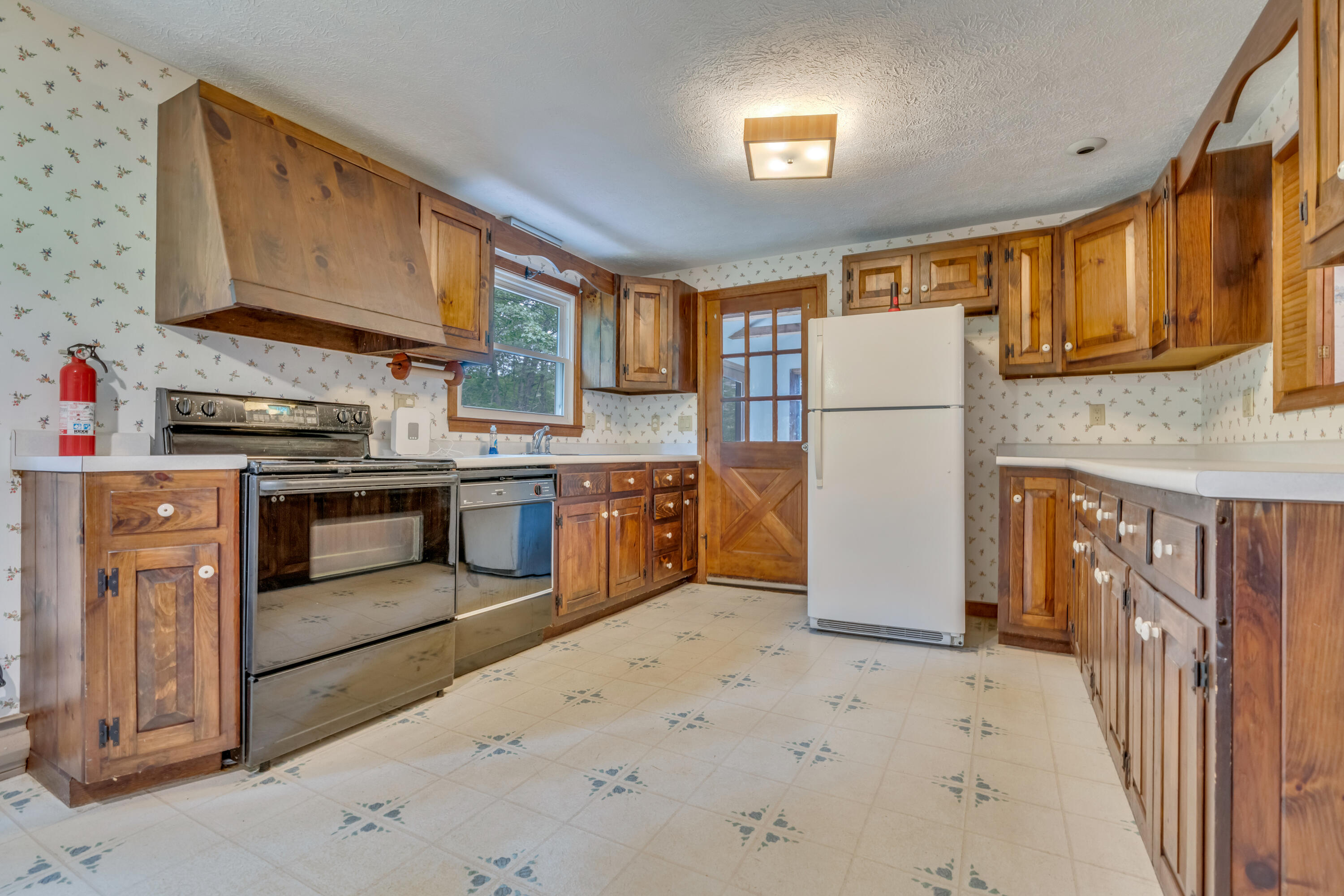 14 Pinewood Circle