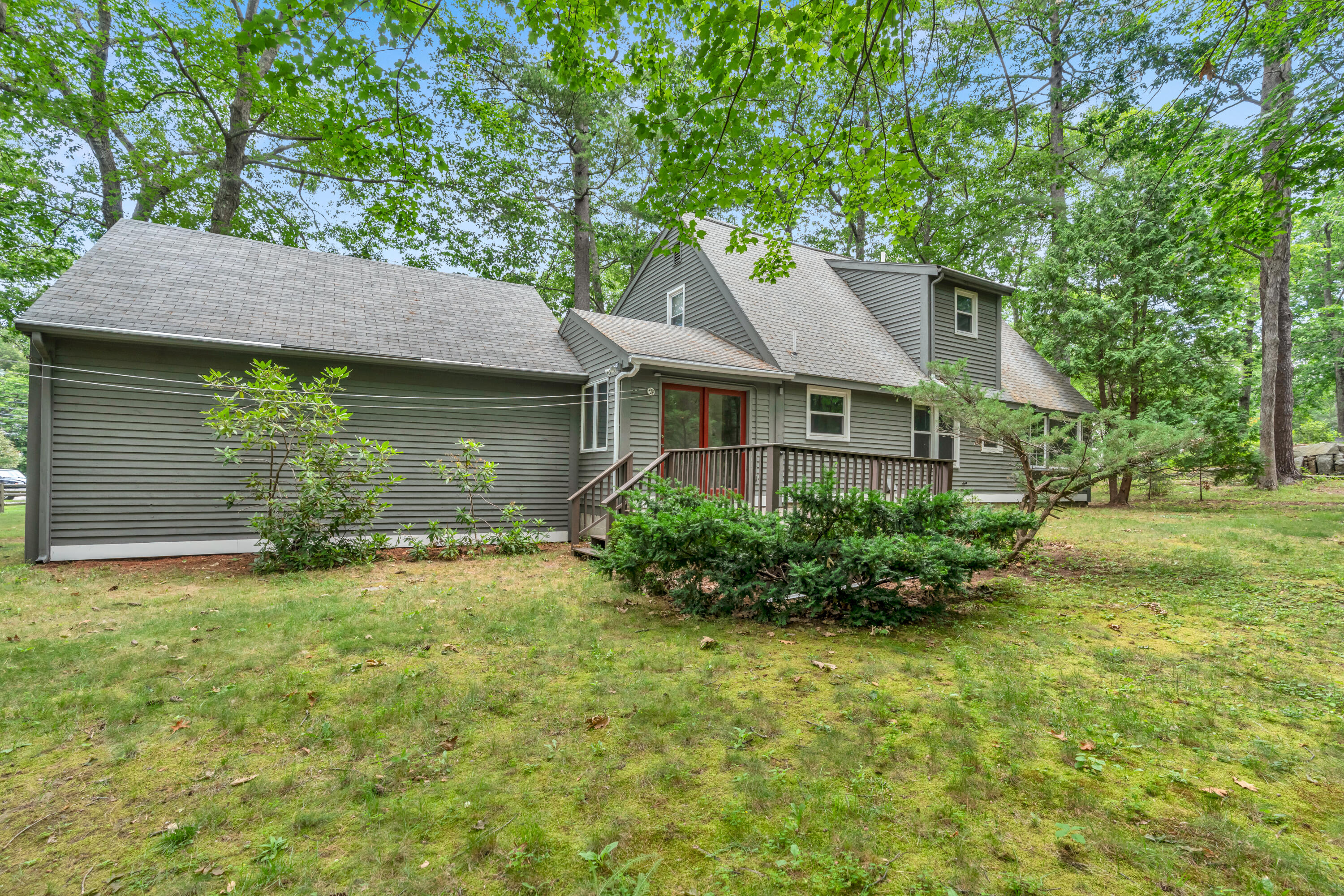 14 Pinewood Circle