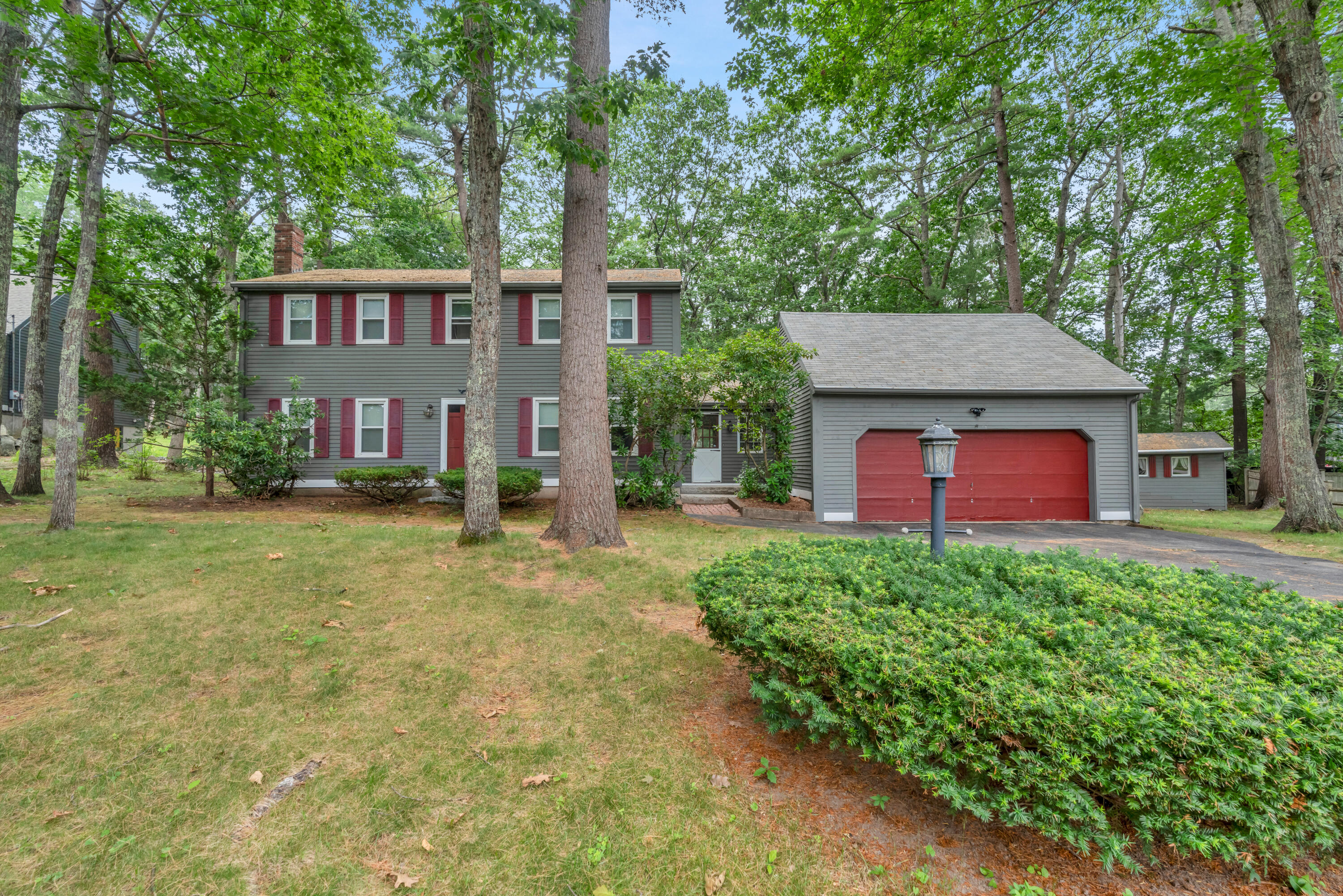 14 Pinewood Circle
