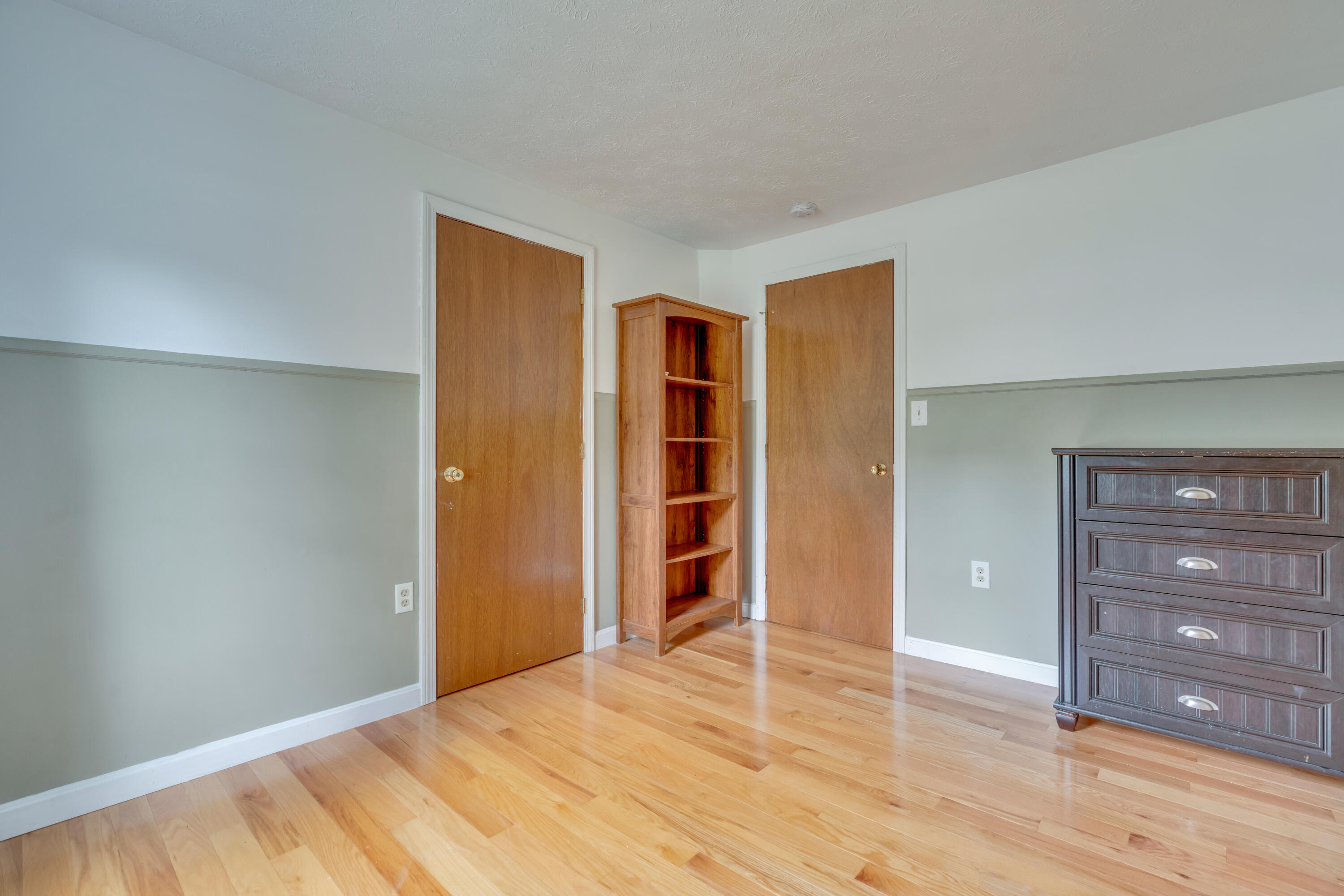 5 Running Brook Drive