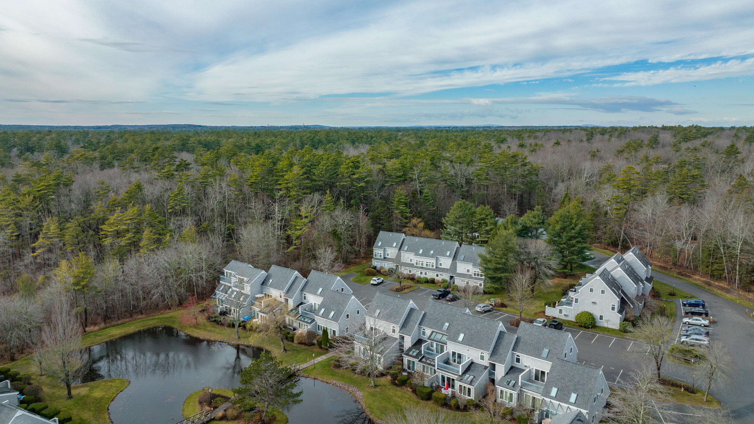 146 W Grand Avenue, 61
