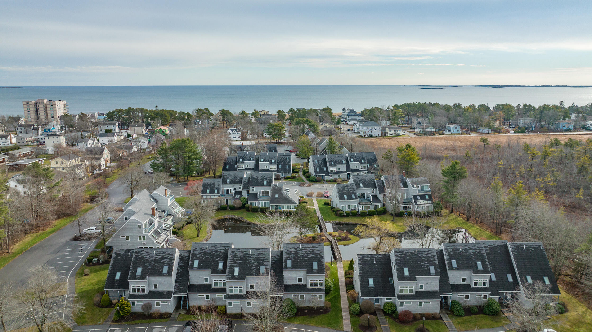146 W Grand Avenue, 61