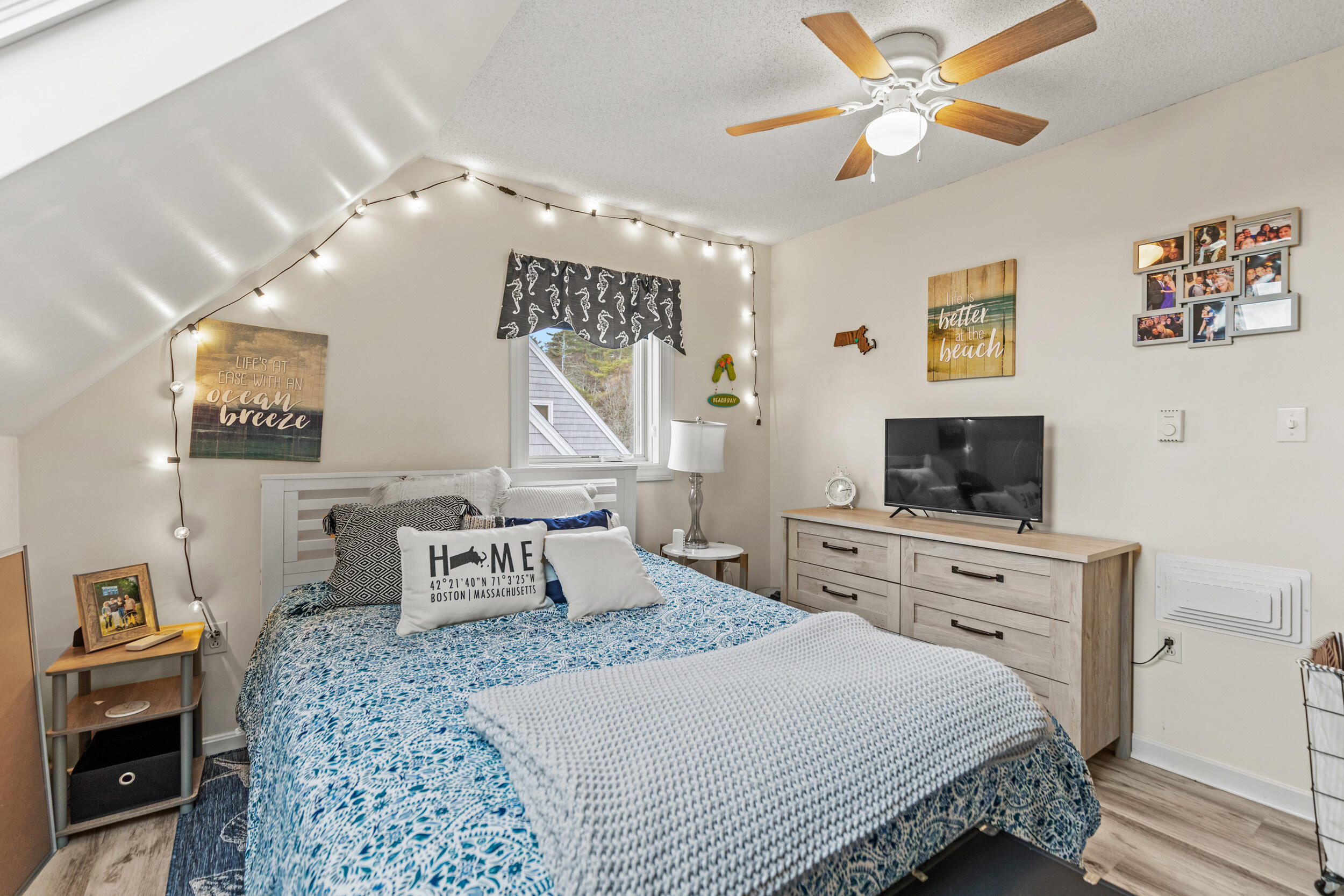 146 W Grand Avenue, 61