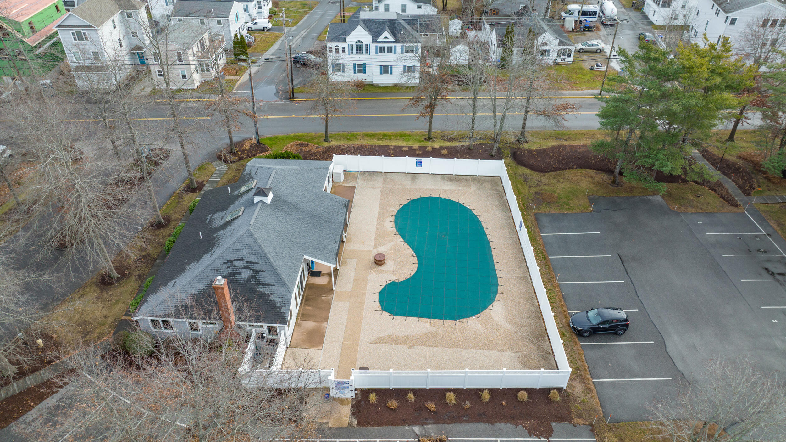 146 W Grand Avenue, 61