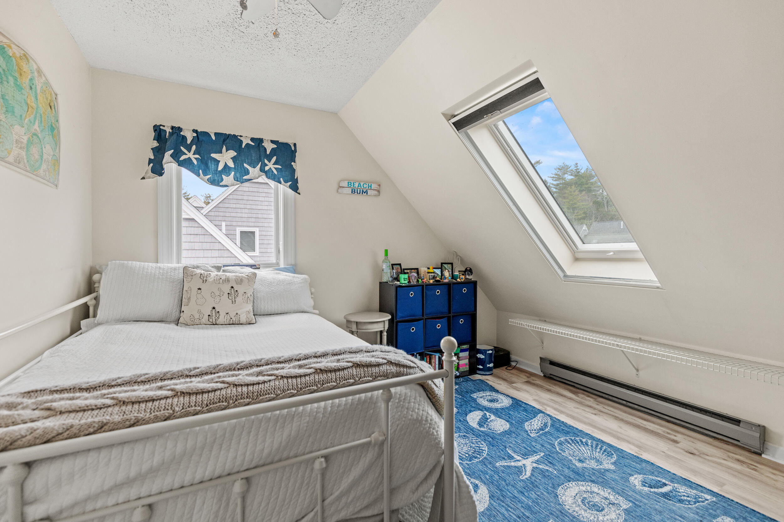 146 W Grand Avenue, 61