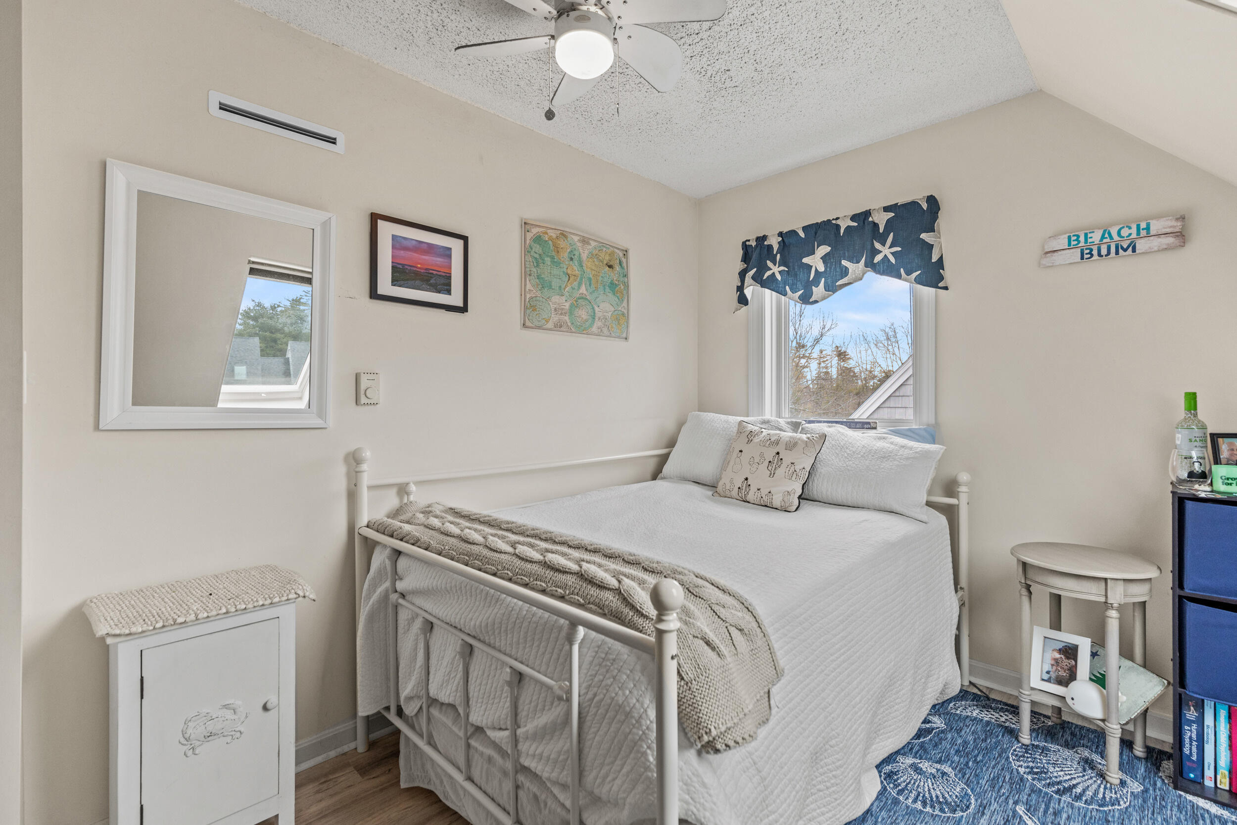 146 W Grand Avenue, 61
