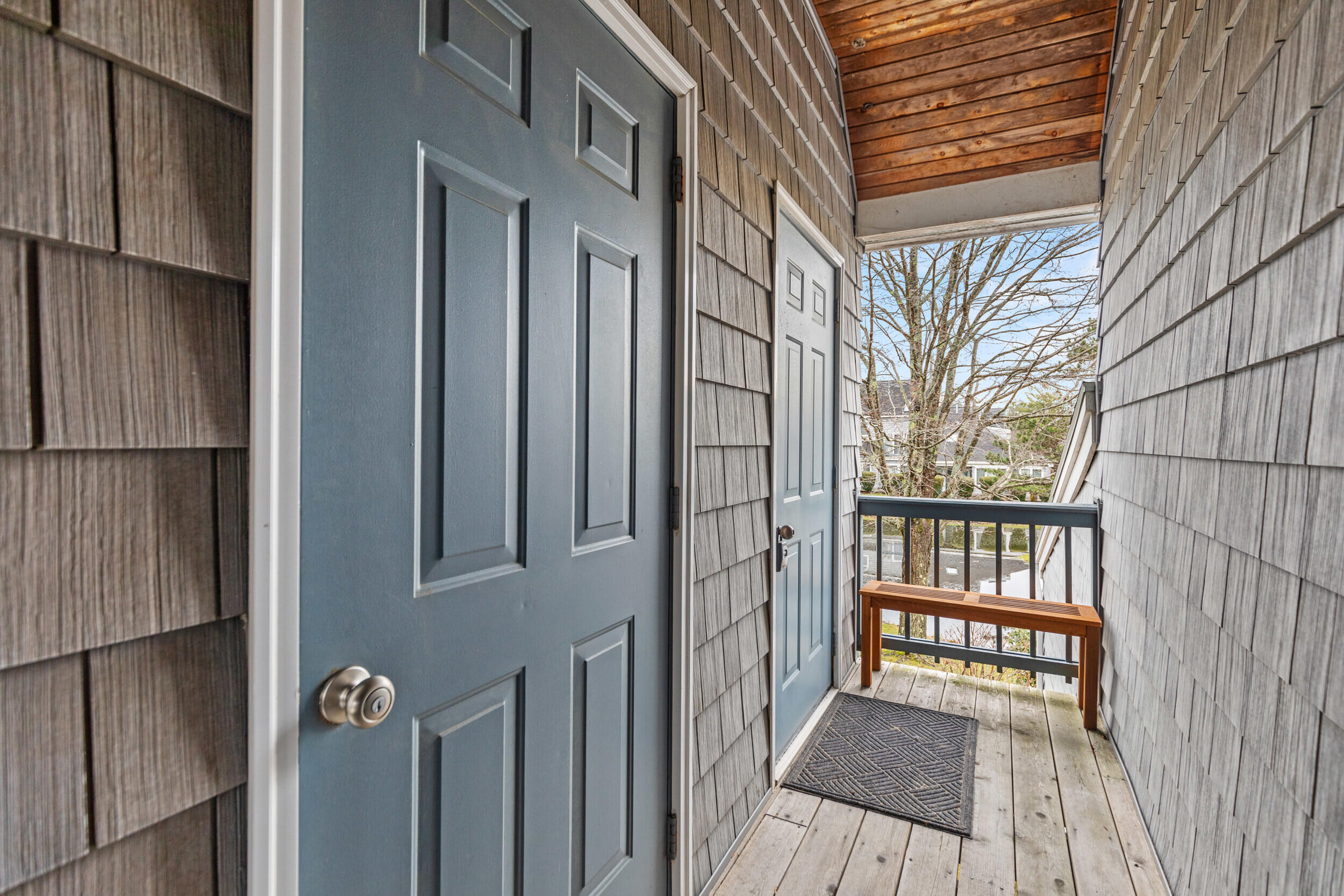 146 W Grand Avenue, 61