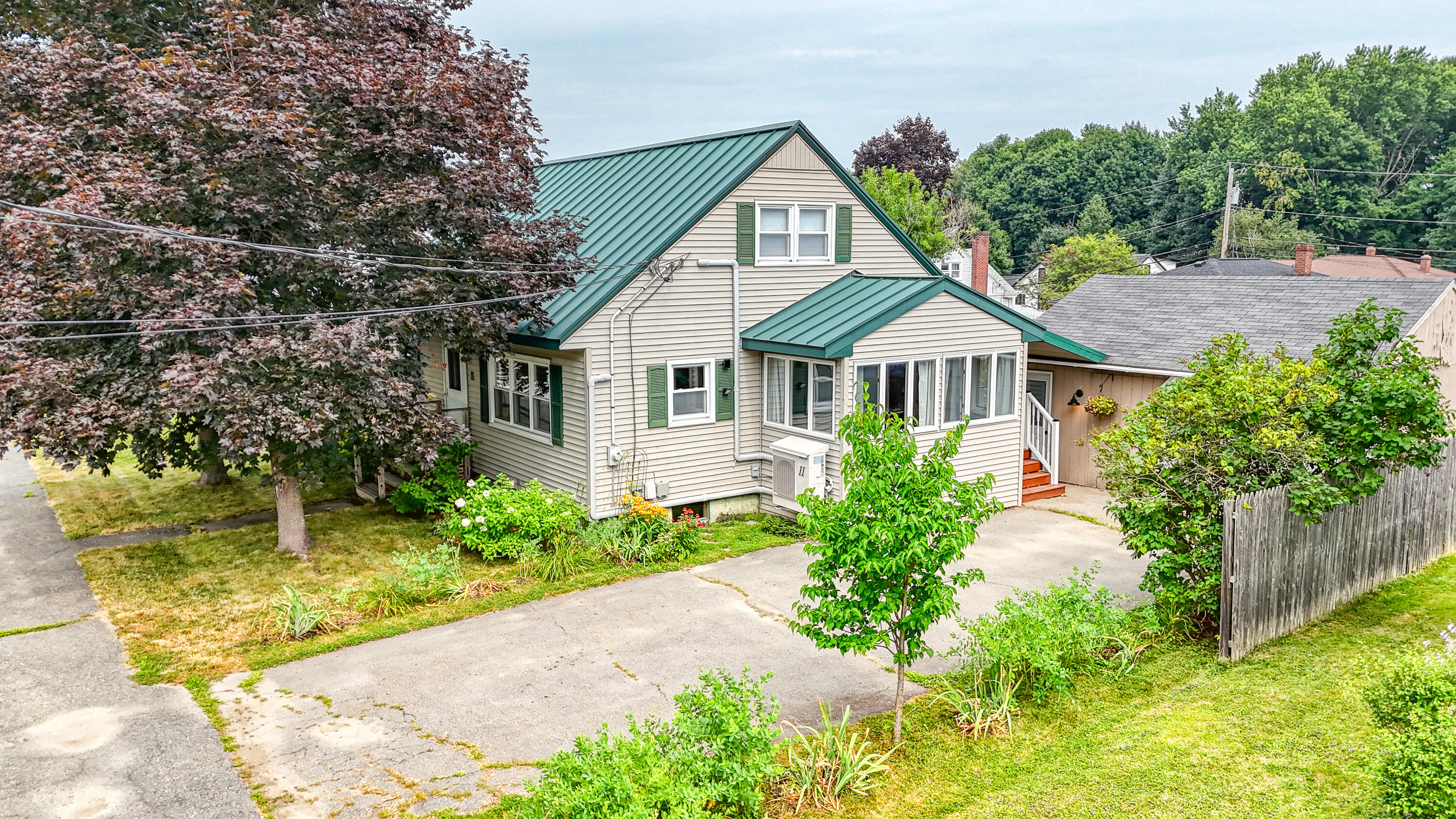11 Monica Avenue
