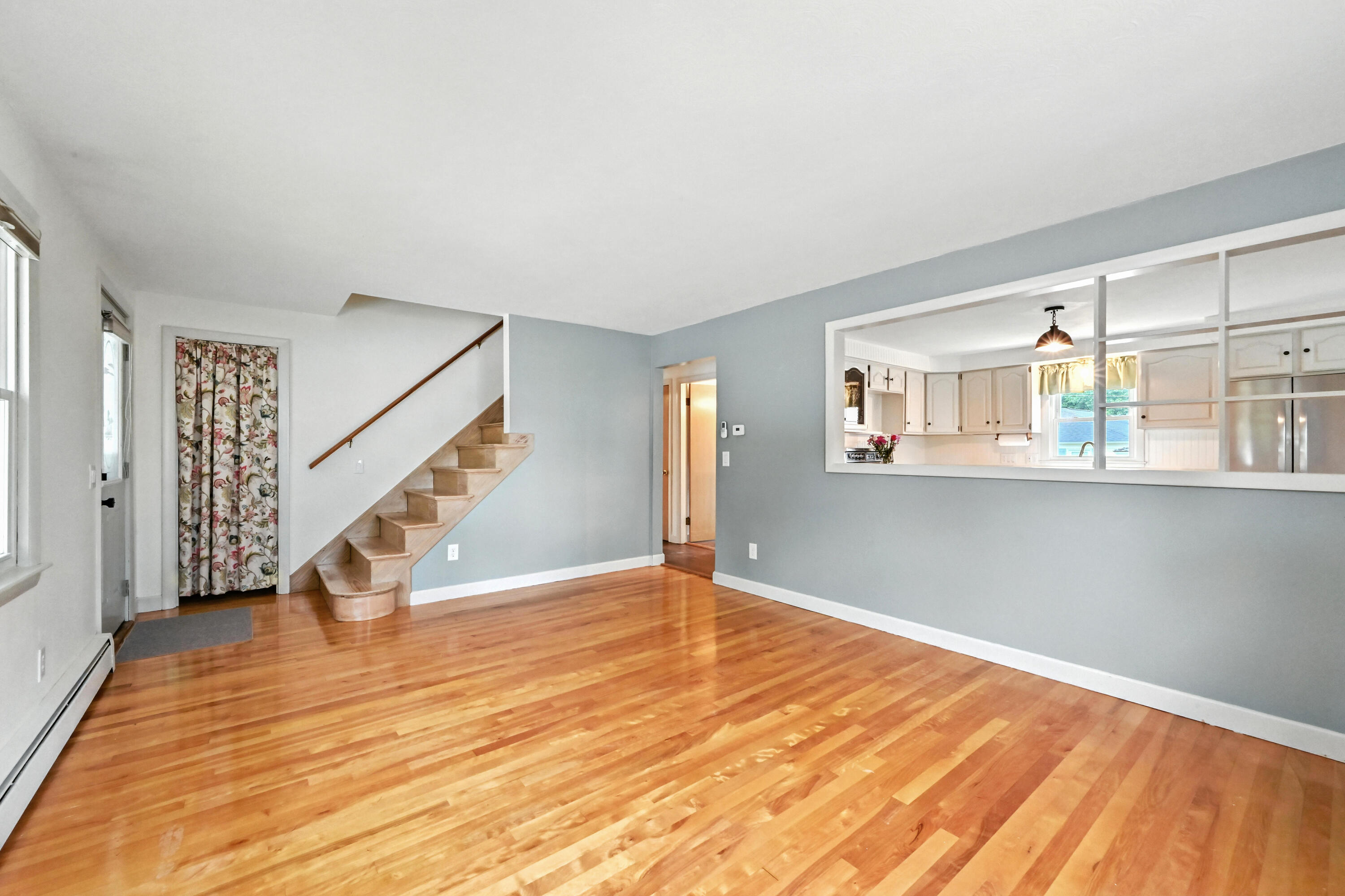 11 Monica Avenue