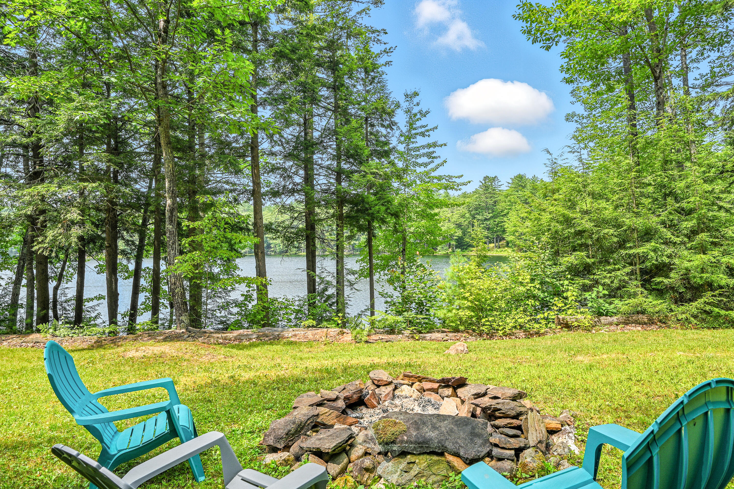 201 Loon Pond Road