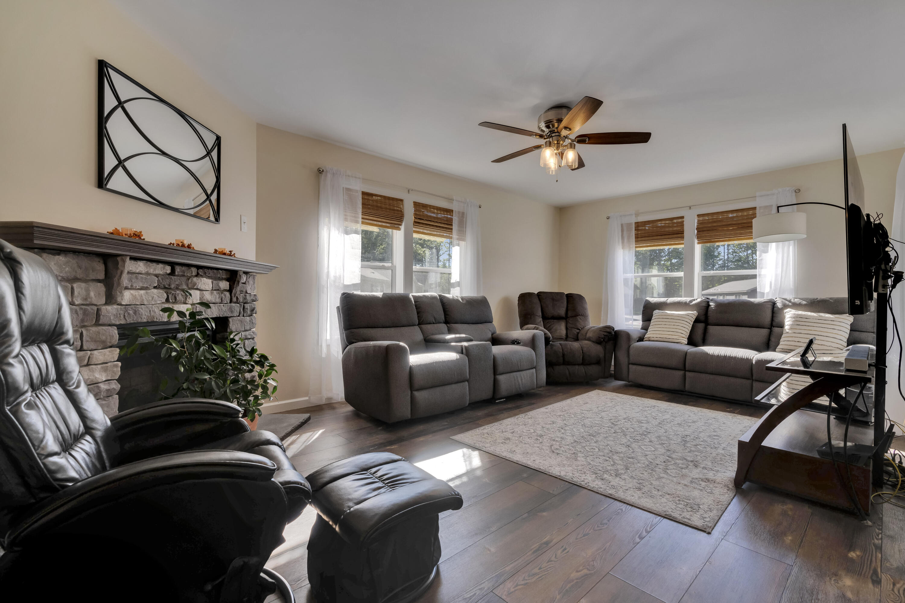 32 Conifer Drive