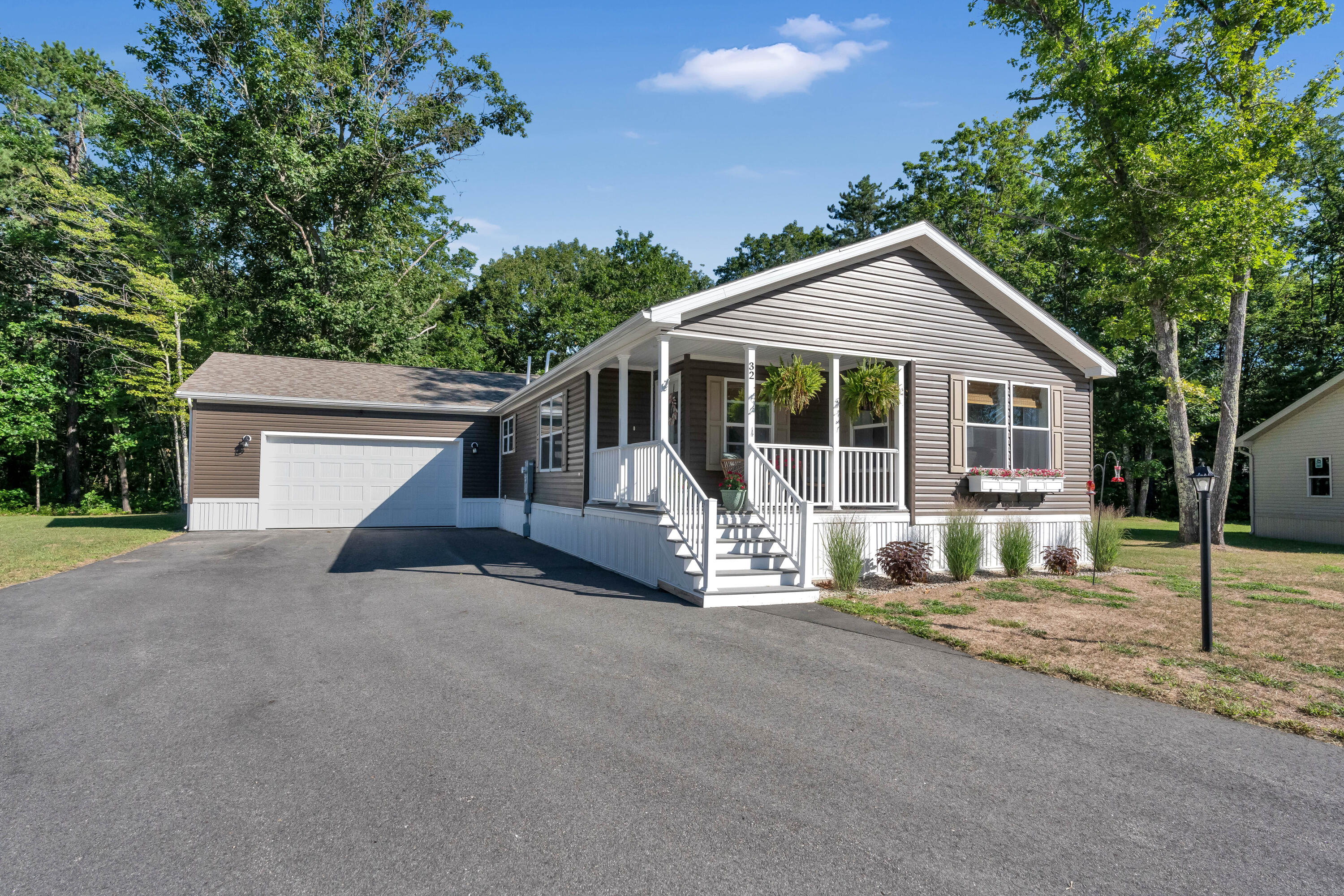 32 Conifer Drive