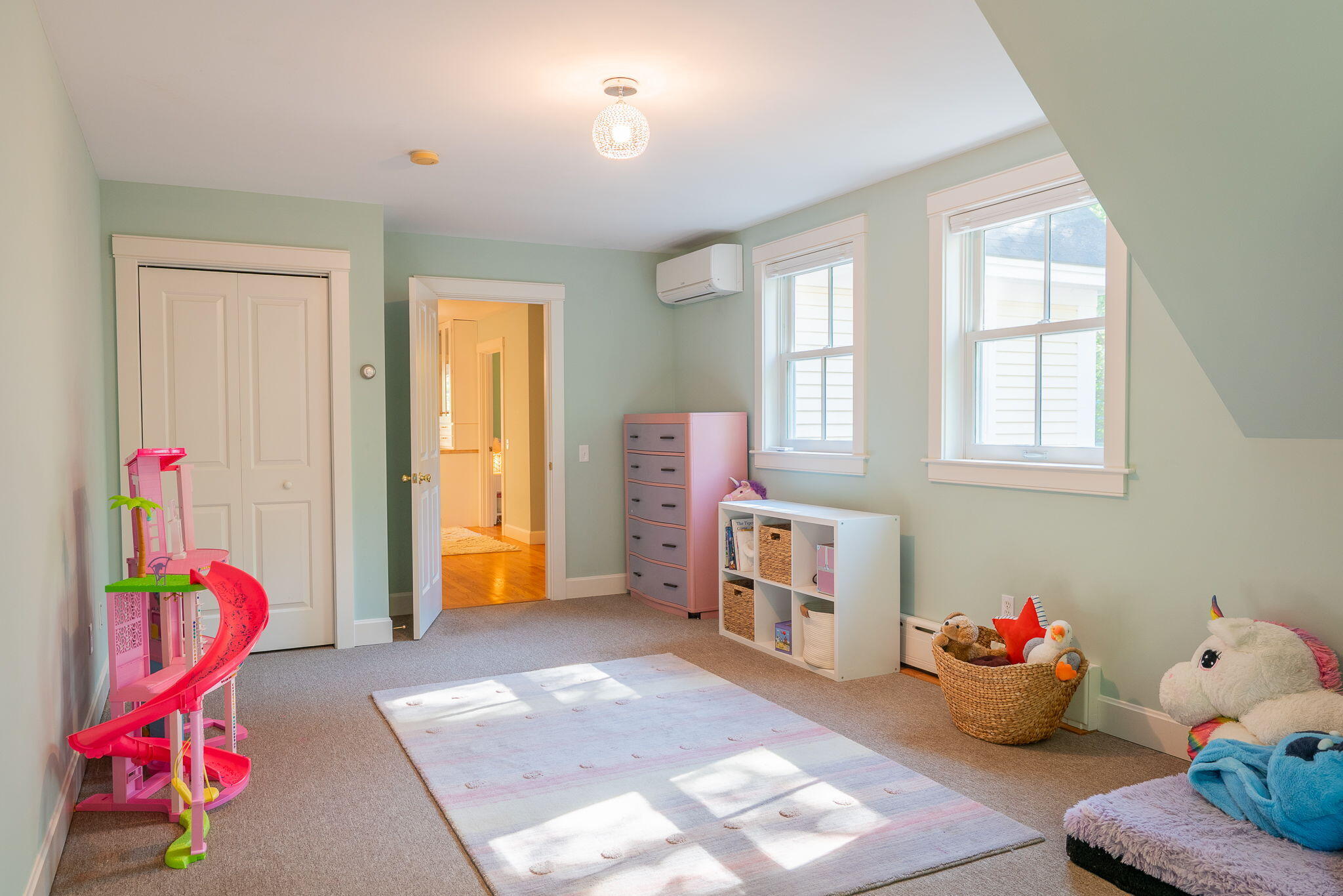 87 Echo Road, 87