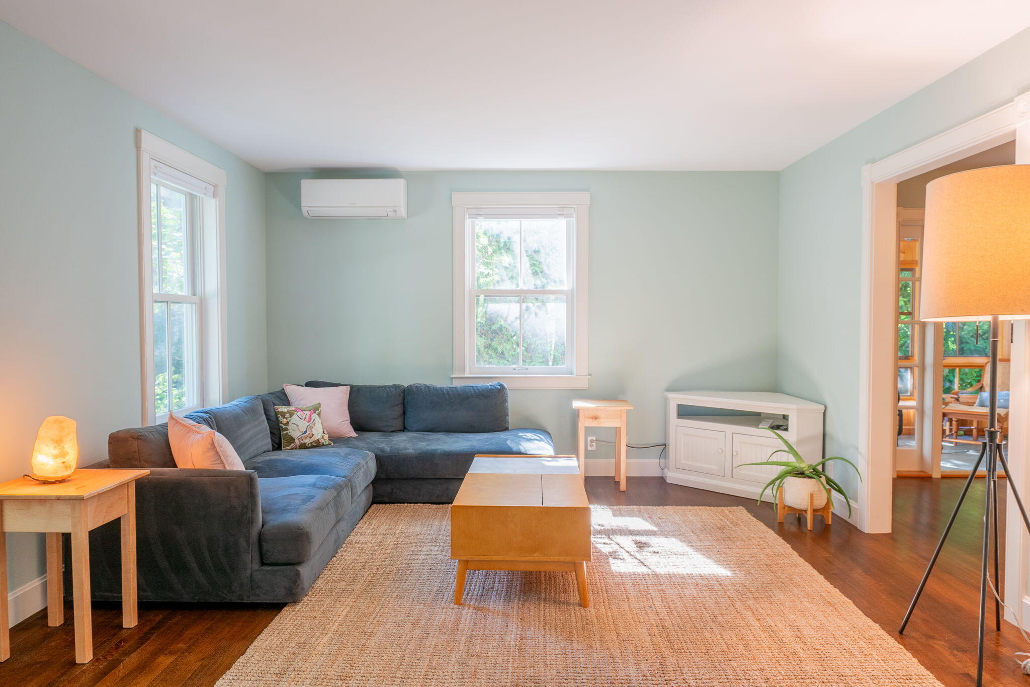 87 Echo Road, 87