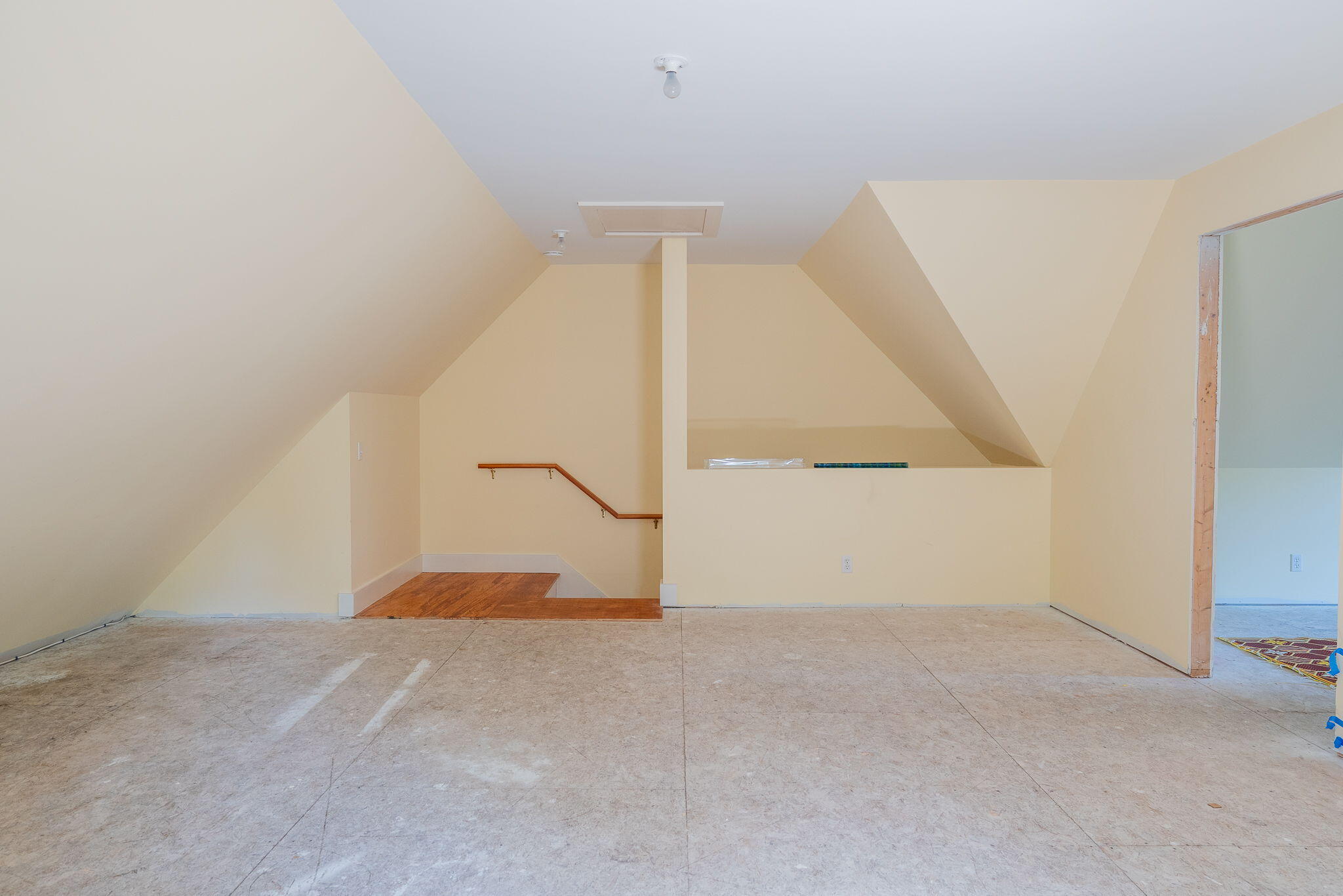 87 Echo Road, 87