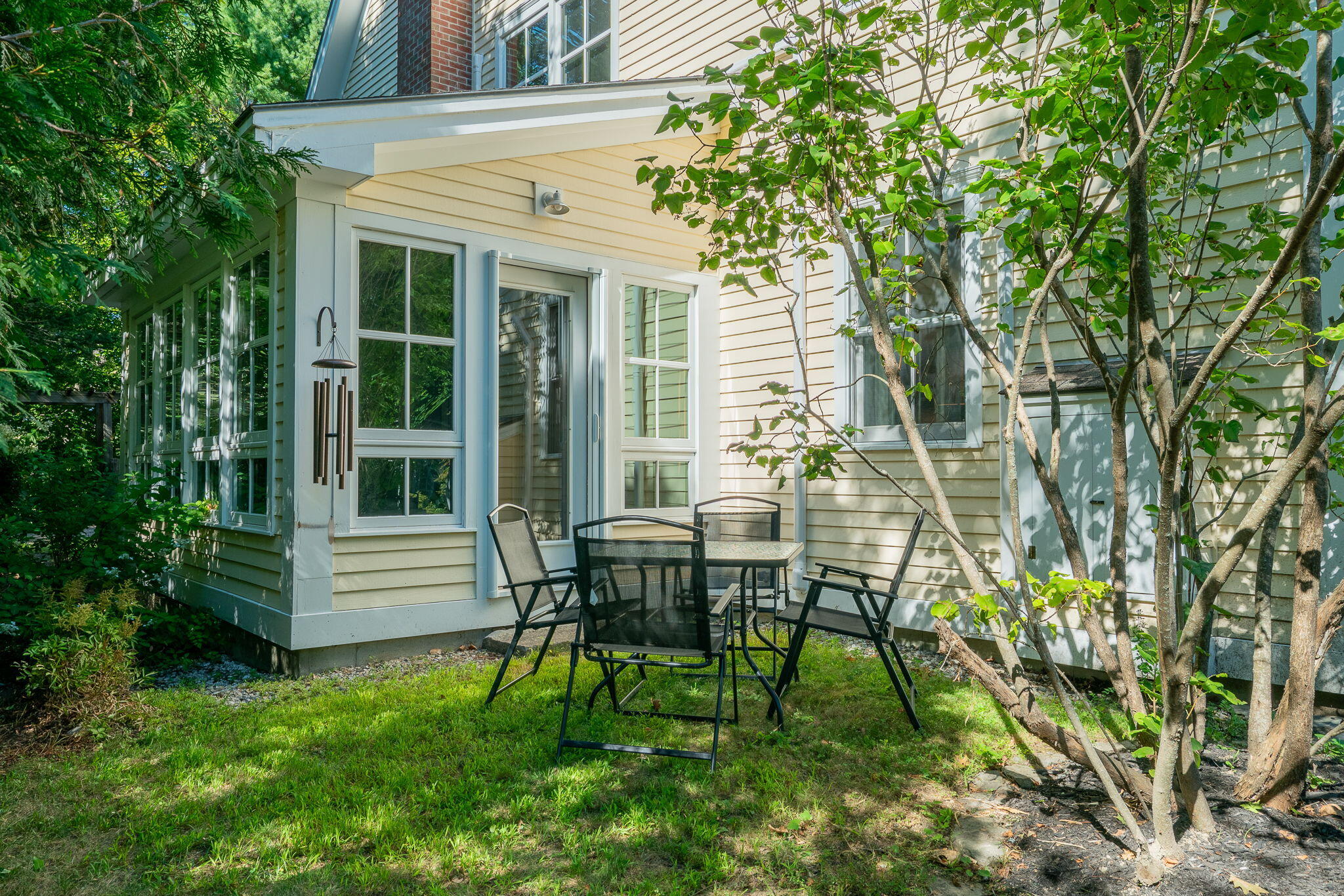 87 Echo Road, 87