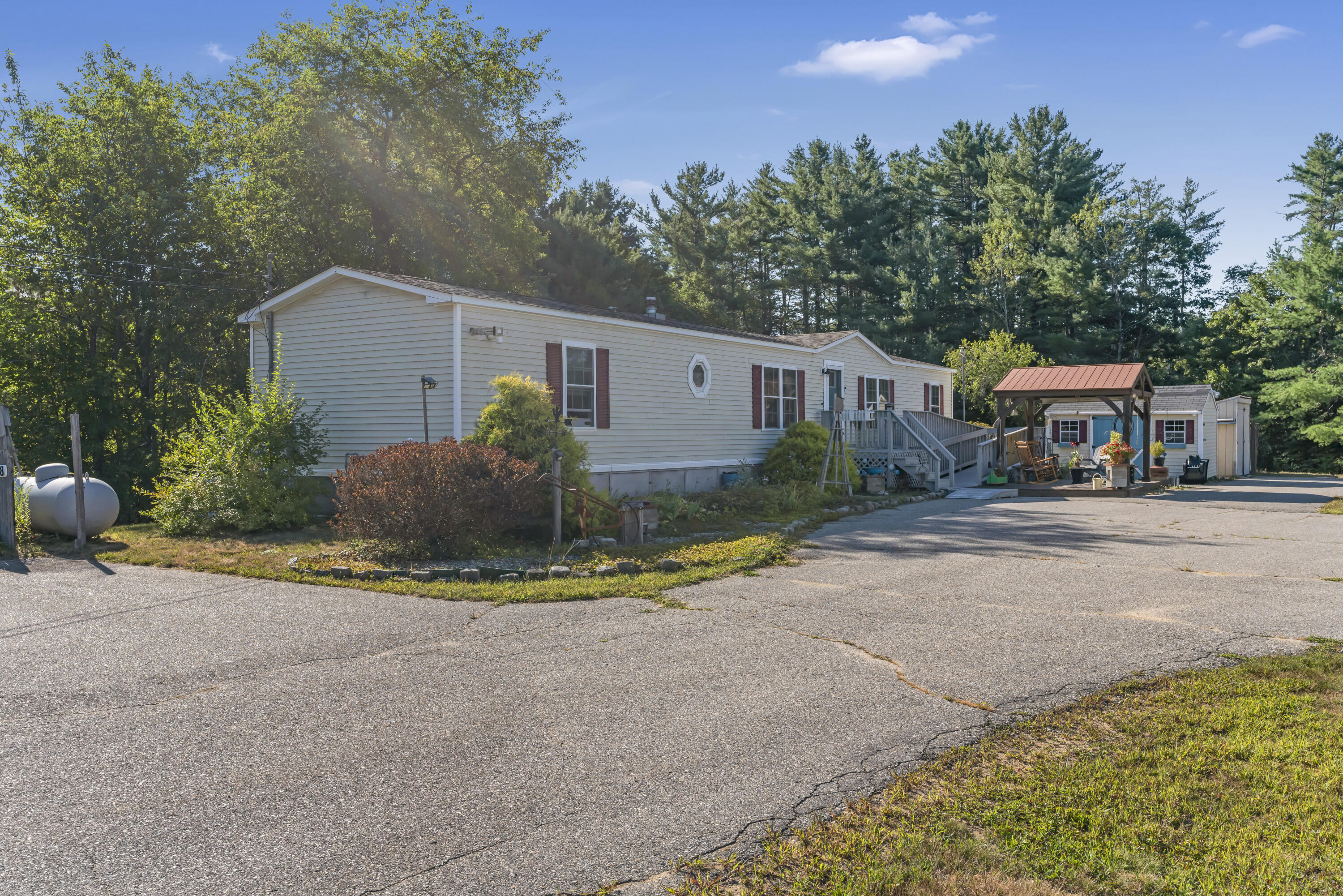 148 West Road