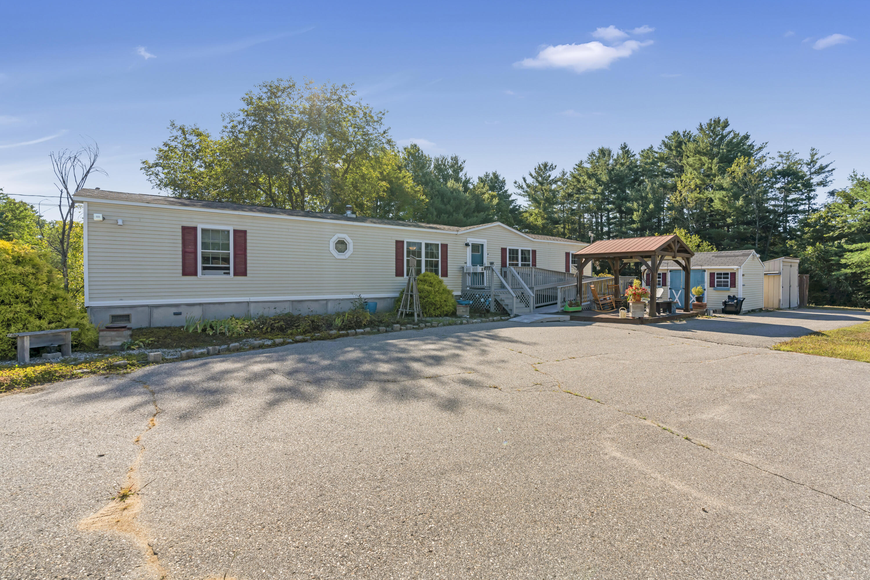 148 West Road