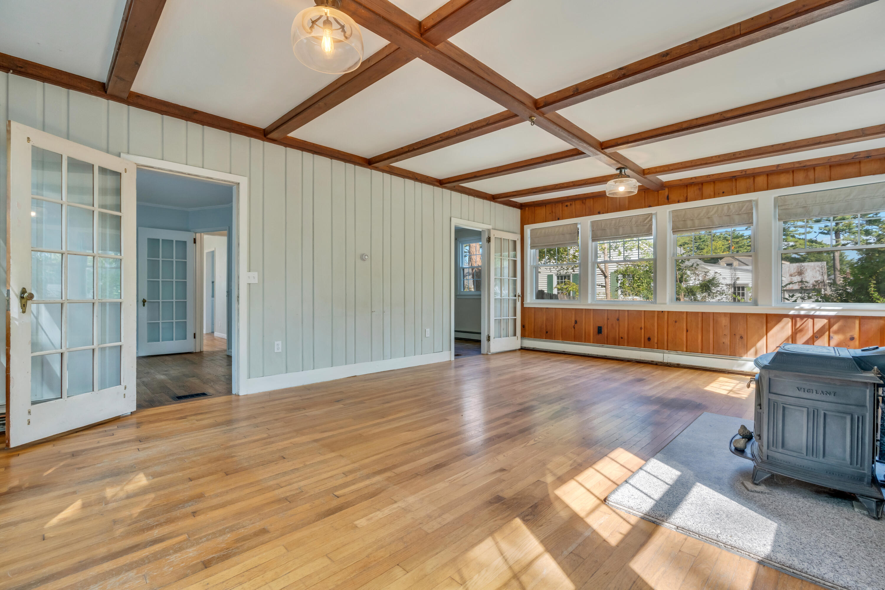 32 Chamberlain Avenue