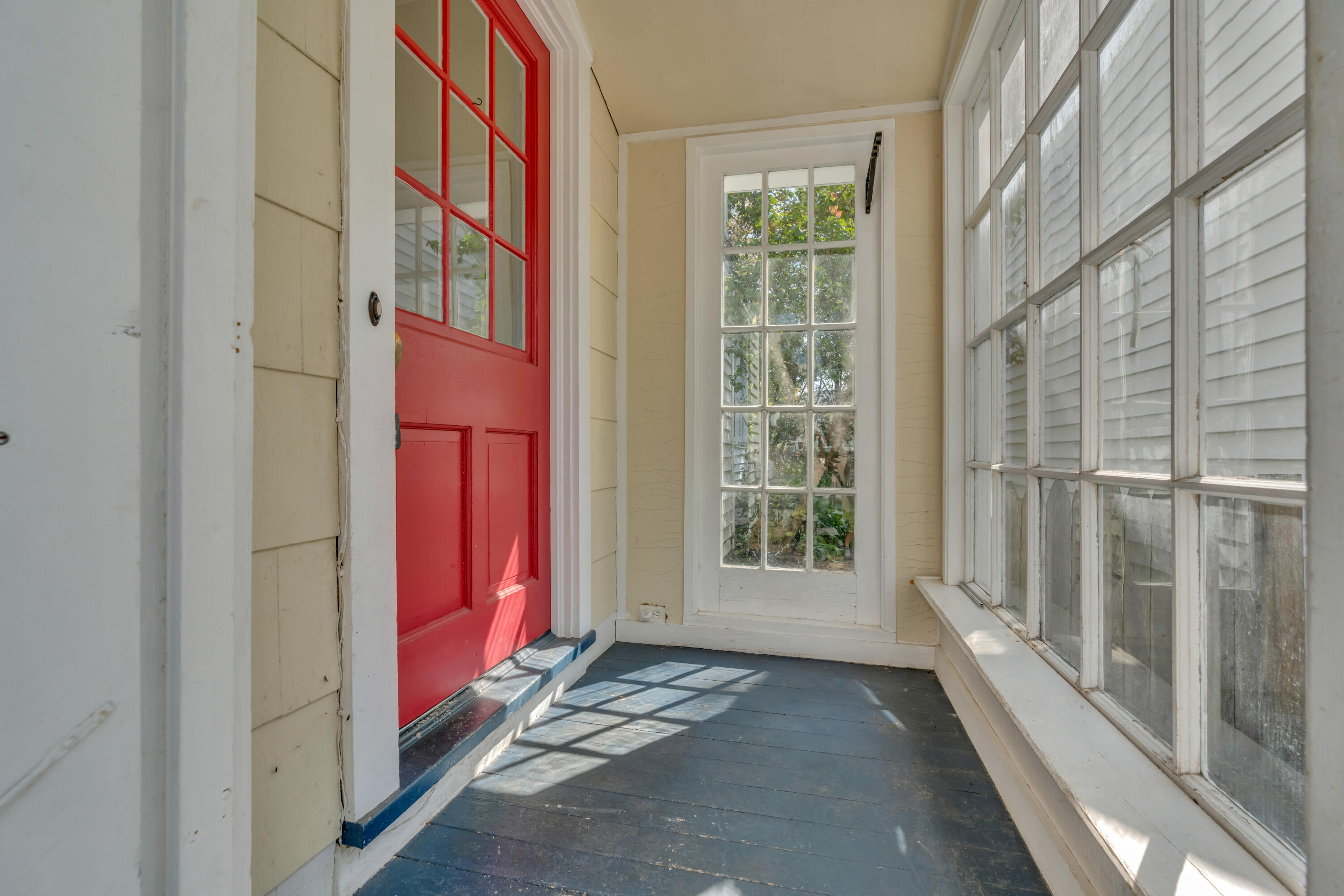 32 Chamberlain Avenue