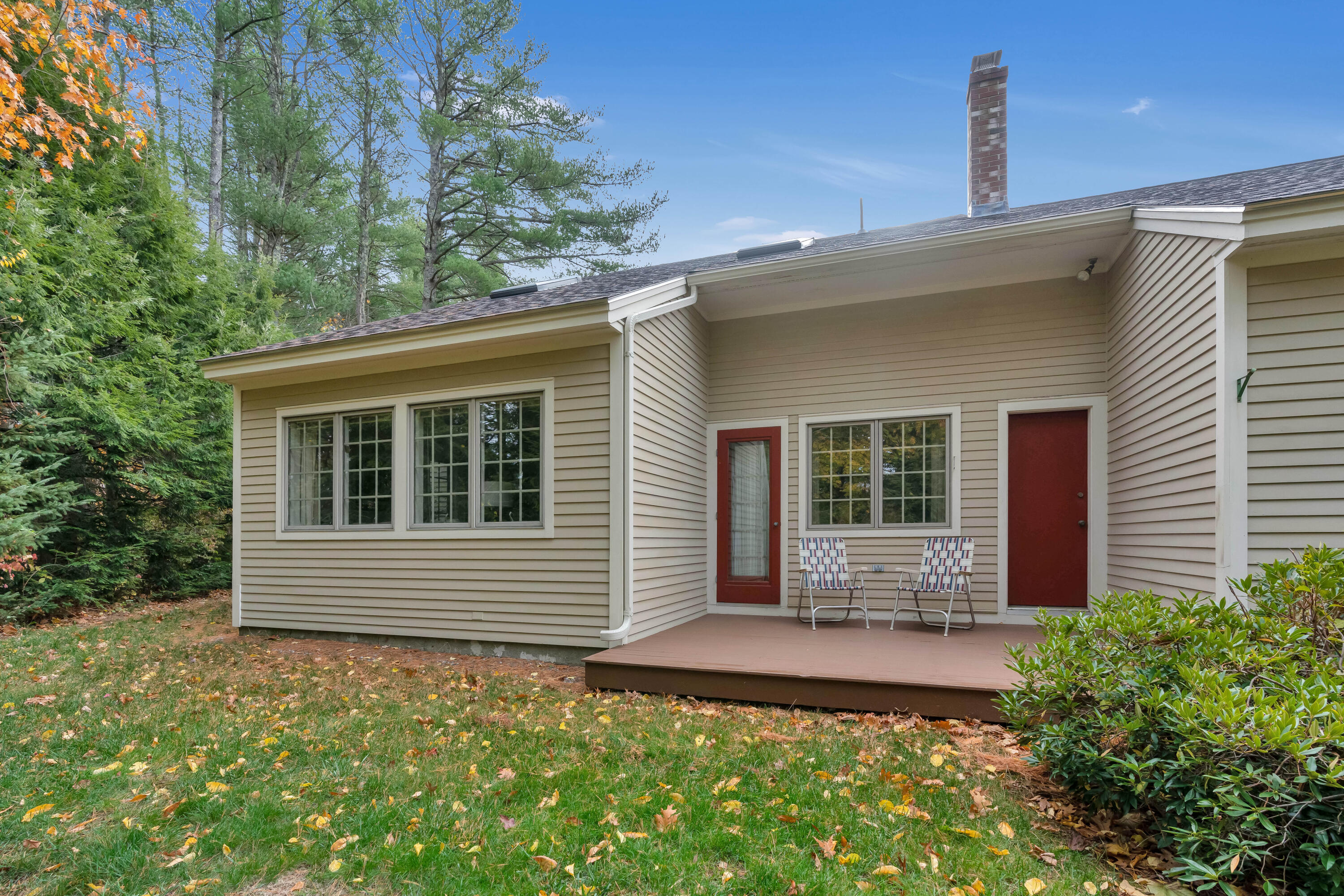 7 Apple Tree Drive, 7